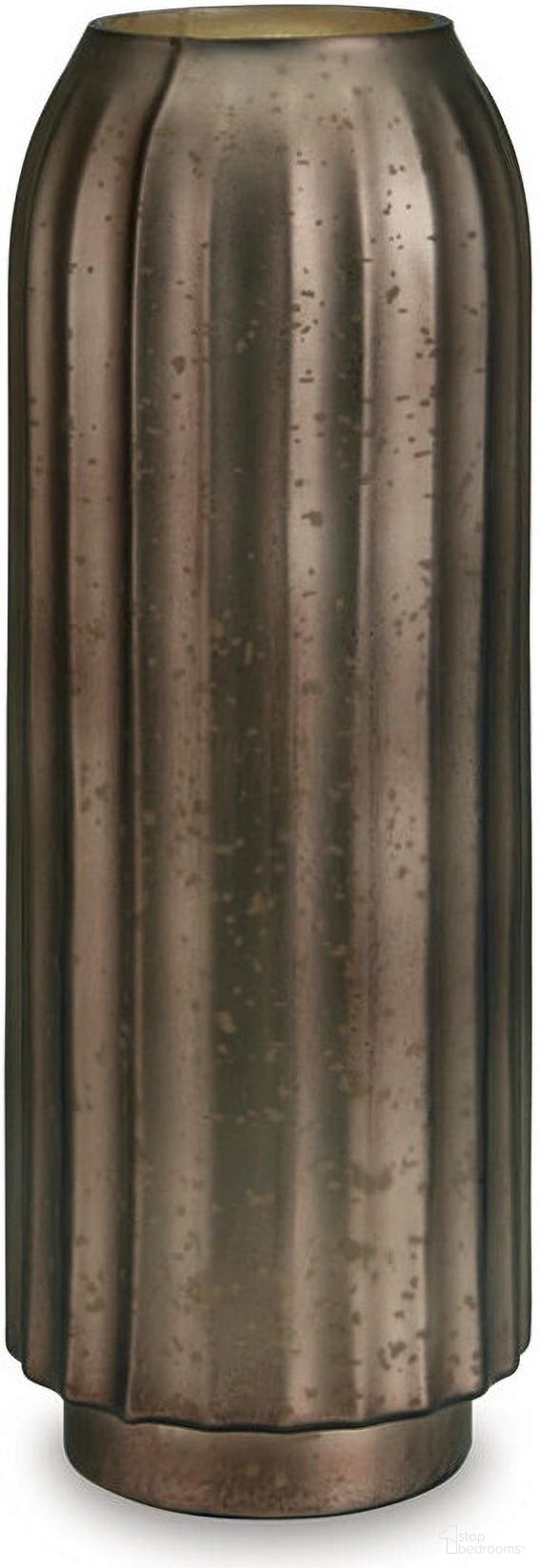 The appearance of Briarcott Large Vase In Brown designed by Signature Design by Ashley in the modern / contemporary interior design. This brown piece of furniture was selected by 1StopBedrooms from Briarcott Collection to add a touch of cosiness and style into your home. Sku: A2000705. Material: Glass.