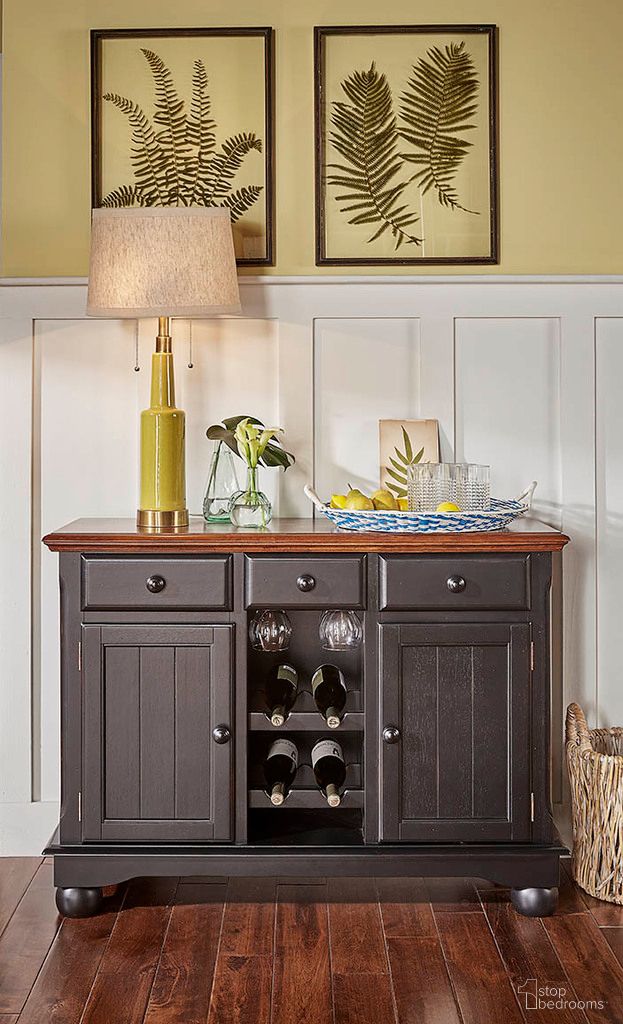 The appearance of British Isles Oak Black Server designed by A-America in the transitional interior design. This black piece of furniture  was selected by 1StopBedrooms from British Isles Collection to add a touch of cosiness and style into your home. Sku: BRIOB9010. Material: Rubberwood.