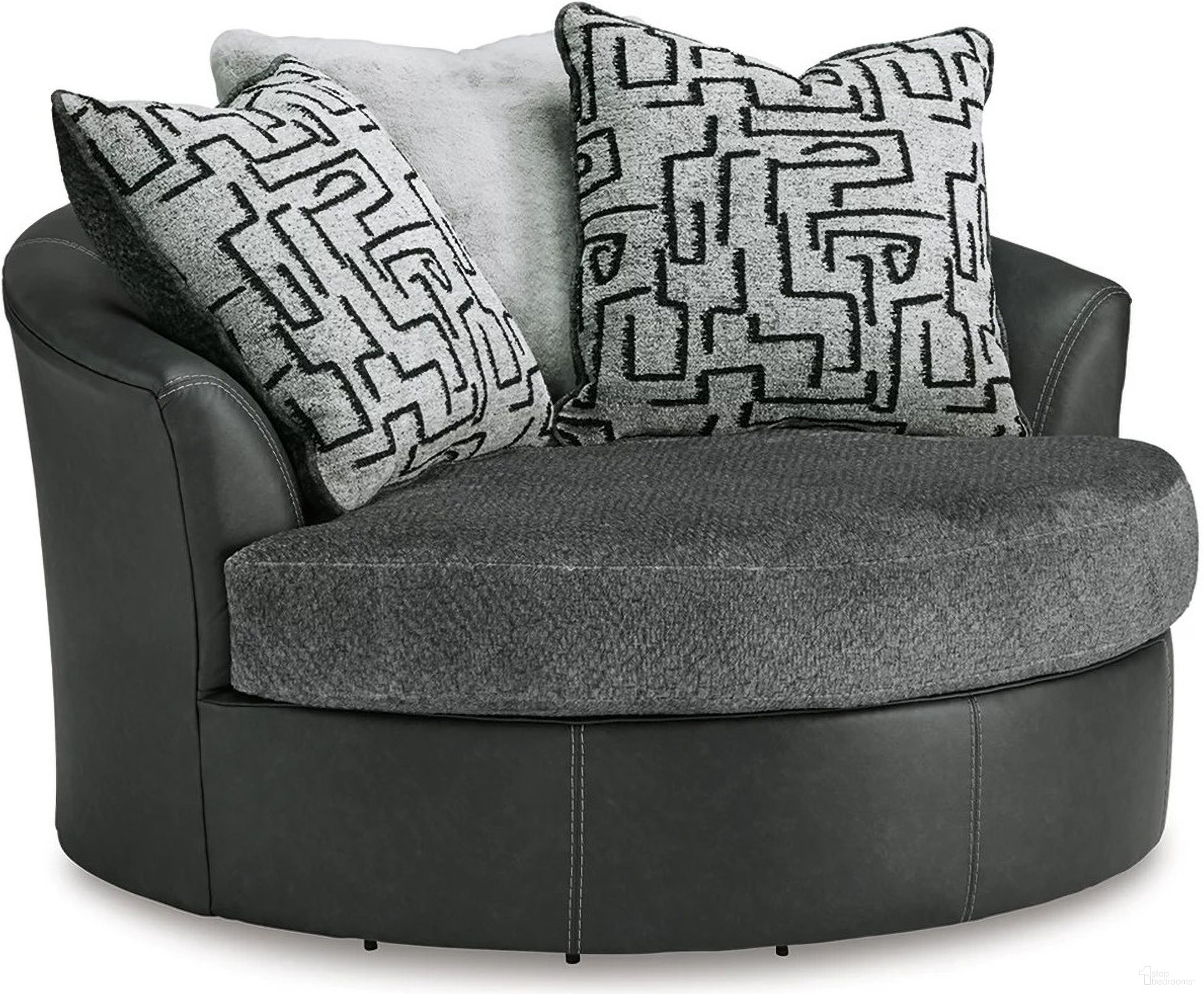 The appearance of Brixley Pier Oversized Swivel Accent Chair In Graphite designed by Signature Design by Ashley in the modern / contemporary interior design. This graphite piece of furniture was selected by 1StopBedrooms from Brixley Pier Collection to add a touch of cosiness and style into your home. Sku: 2990621. Material: Faux Leather.