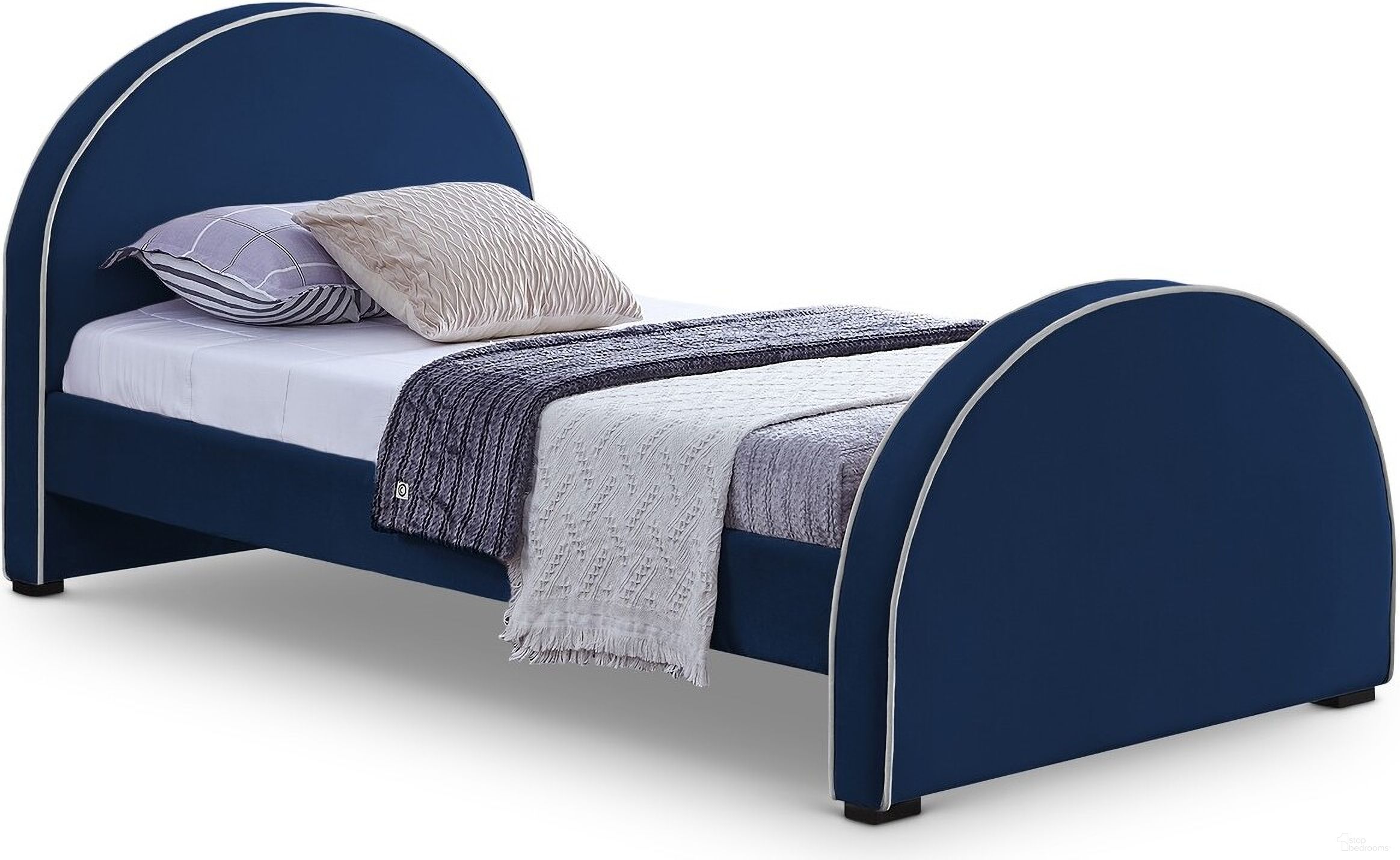 The appearance of Brody Velvet Twin Bed In Navy designed by Meridian in the modern / contemporary interior design. This navy piece of furniture was selected by 1StopBedrooms from Brody Collection to add a touch of cosiness and style into your home. Sku: BrodyNavy-T Box 1/2 (Headboard / Footboard / Slats);BrodyNavy-T Box 2/2 (Siderails / Legs). Bed Type: Panel Bed. Bed Size: Twin. Material: Velvet.