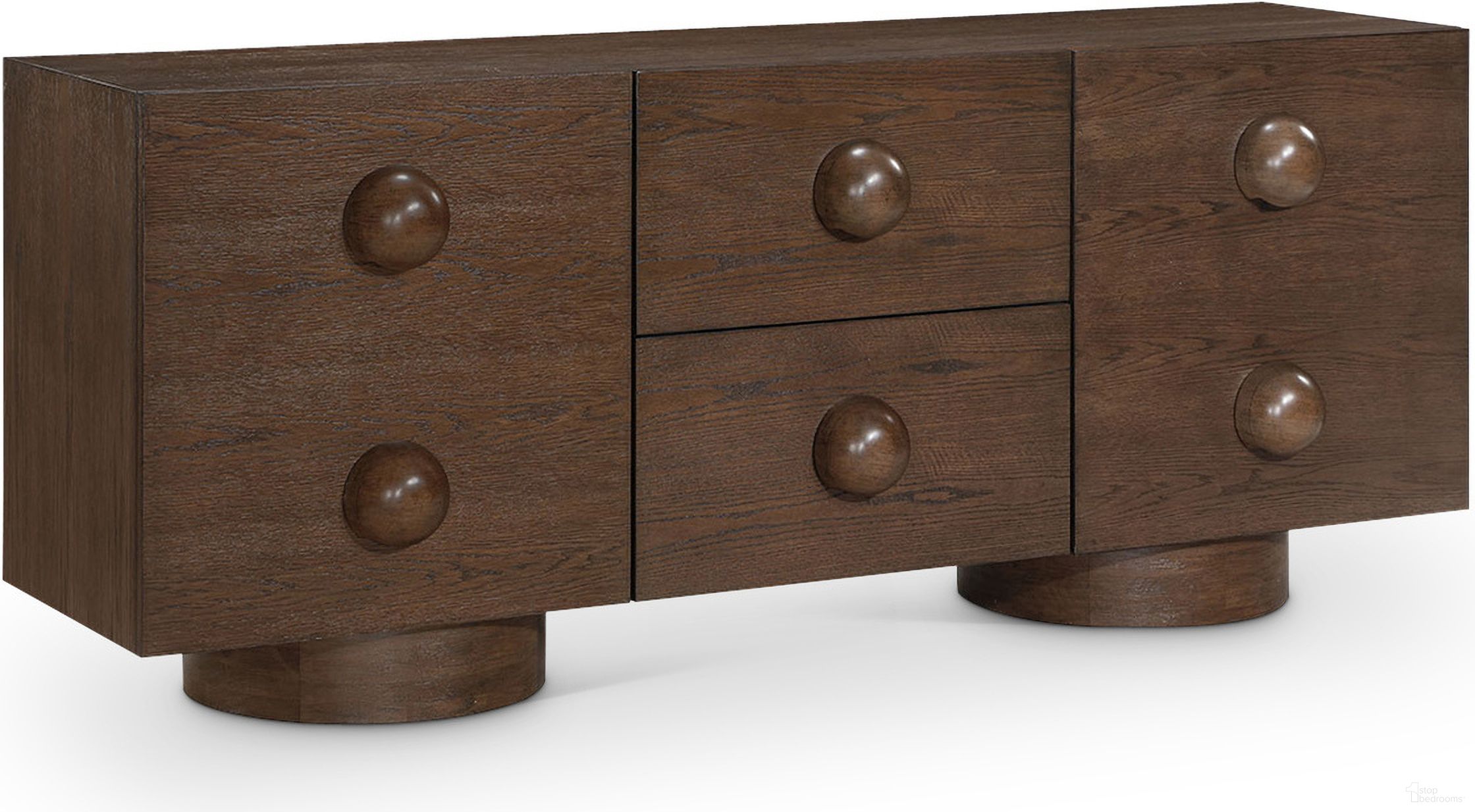 The appearance of Bubble Rubberwood with Oak Veneer Sideboard/Buffet In Brown designed by Meridian in the modern / contemporary interior design. This brown piece of furniture was selected by 1StopBedrooms from Bubble Collection to add a touch of cosiness and style into your home. Sku: 77063Brown. Material: Rubberwood.