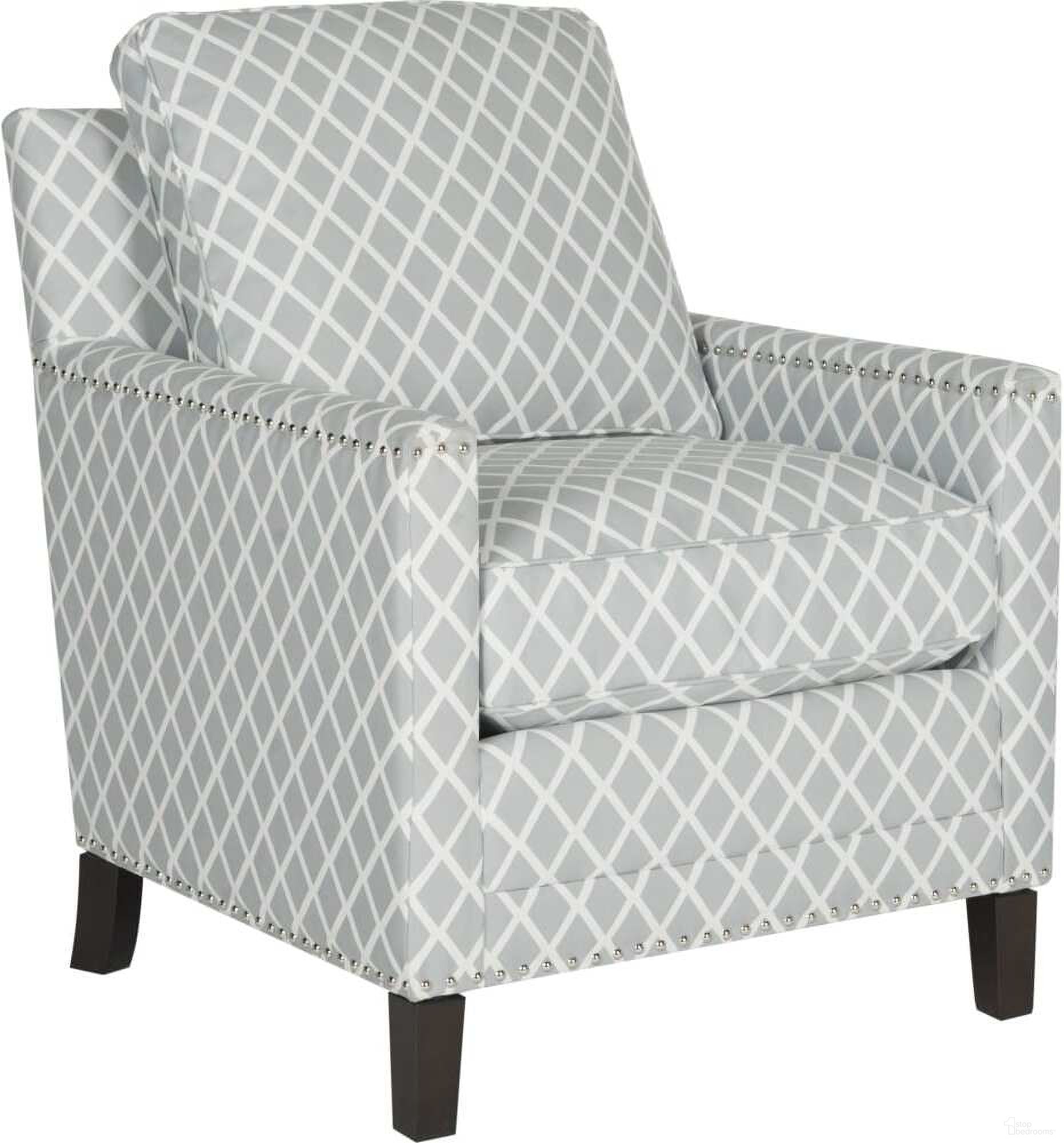 The appearance of Buckler Gray and White Club Chair designed by Safavieh in the transitional interior design. This white and grey piece of furniture was selected by 1StopBedrooms from Buckler Collection to add a touch of cosiness and style into your home. Sku: MCR4613E. Material: Stainless Steel.