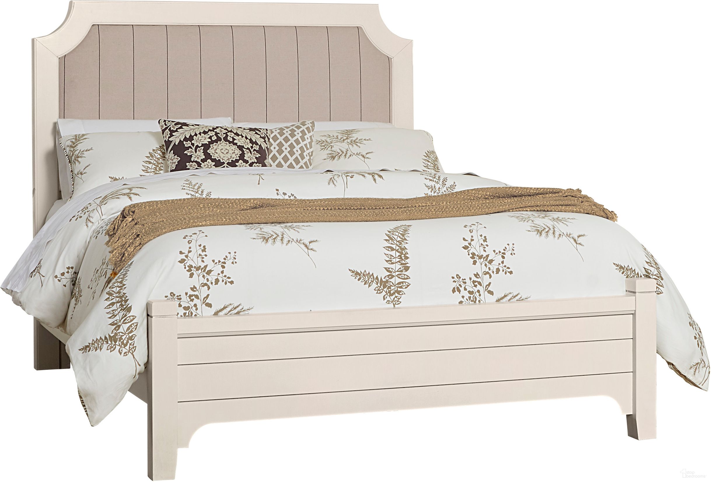 The appearance of Bungalow Lattice King Upholstered Bed designed by Vaughan Bassett in the transitional interior design. This lattice piece of furniture was selected by 1StopBedrooms from Bungalow Collection to add a touch of cosiness and style into your home. Sku: 744-661;744-866A;744-922;MS-MS1. Material: Fabric. Bed Size: King. Bed Type: Upholstered Bed.