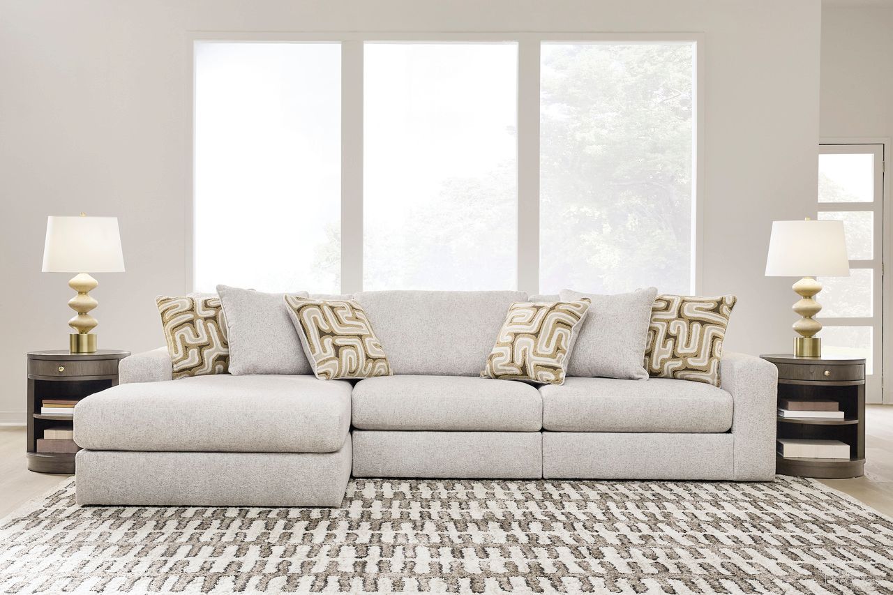 Butler Pier 3-Piece Sectional Sofa with LAF Chaise In Feather