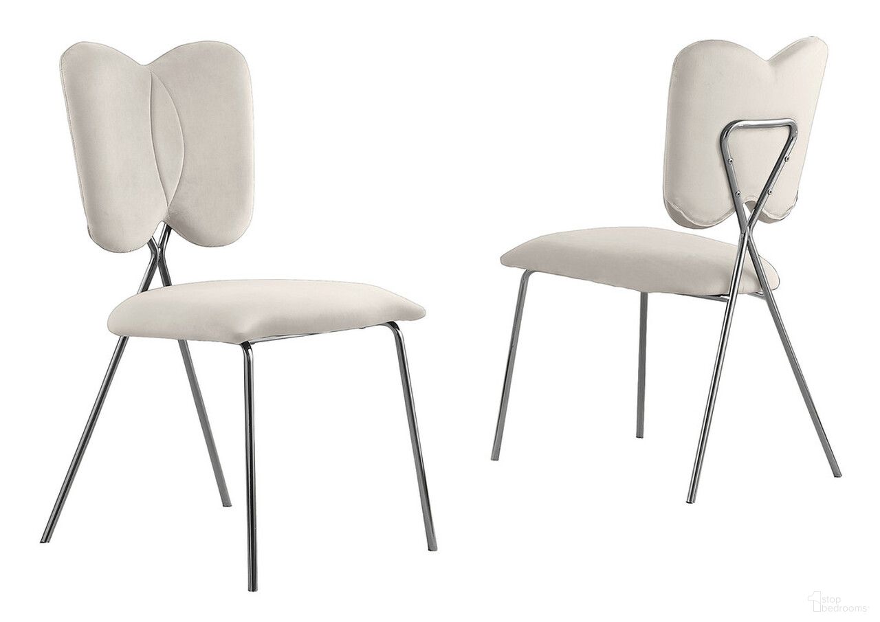 The appearance of Butterfly Winged Side Chairs Set of 4 In Cream Velvet and Silver Chrome Base designed by Best Quality Furniture in the modern / contemporary interior design. This silver/cream piece of furniture  was selected by 1StopBedrooms from Butterfly Collection to add a touch of cosiness and style into your home. Sku: SC243. Material: Velvet. Chair Type: Side Chair.