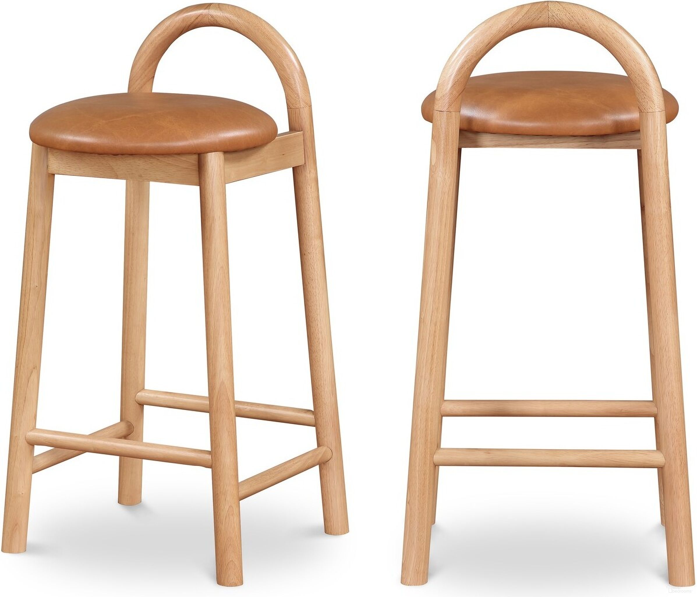 The appearance of Calvin Vegan Leather Stool In Cognac/Natural designed by Meridian in the transitional interior design. This cognac piece of furniture was selected by 1StopBedrooms from Calvin Collection to add a touch of cosiness and style into your home. Sku: 475Cognac-C. Material: Rubberwood.