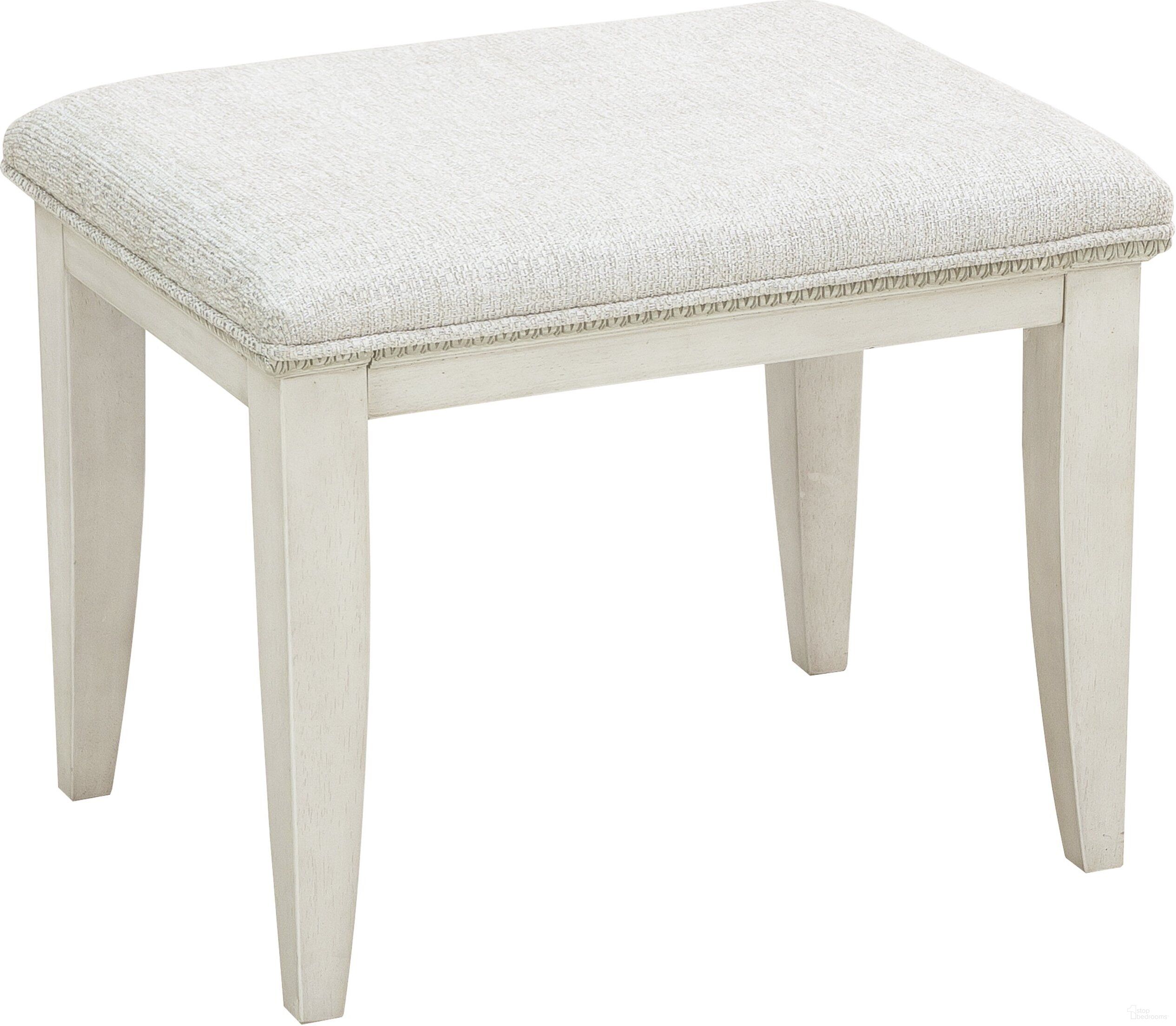 The appearance of Camila Vanity Stool In Natural and Cream designed by Pulaski in the traditional interior design. This natural/cream piece of furniture was selected by 1StopBedrooms from Camila Collection to add a touch of cosiness and style into your home. Sku: P269136. Material: Veneer.