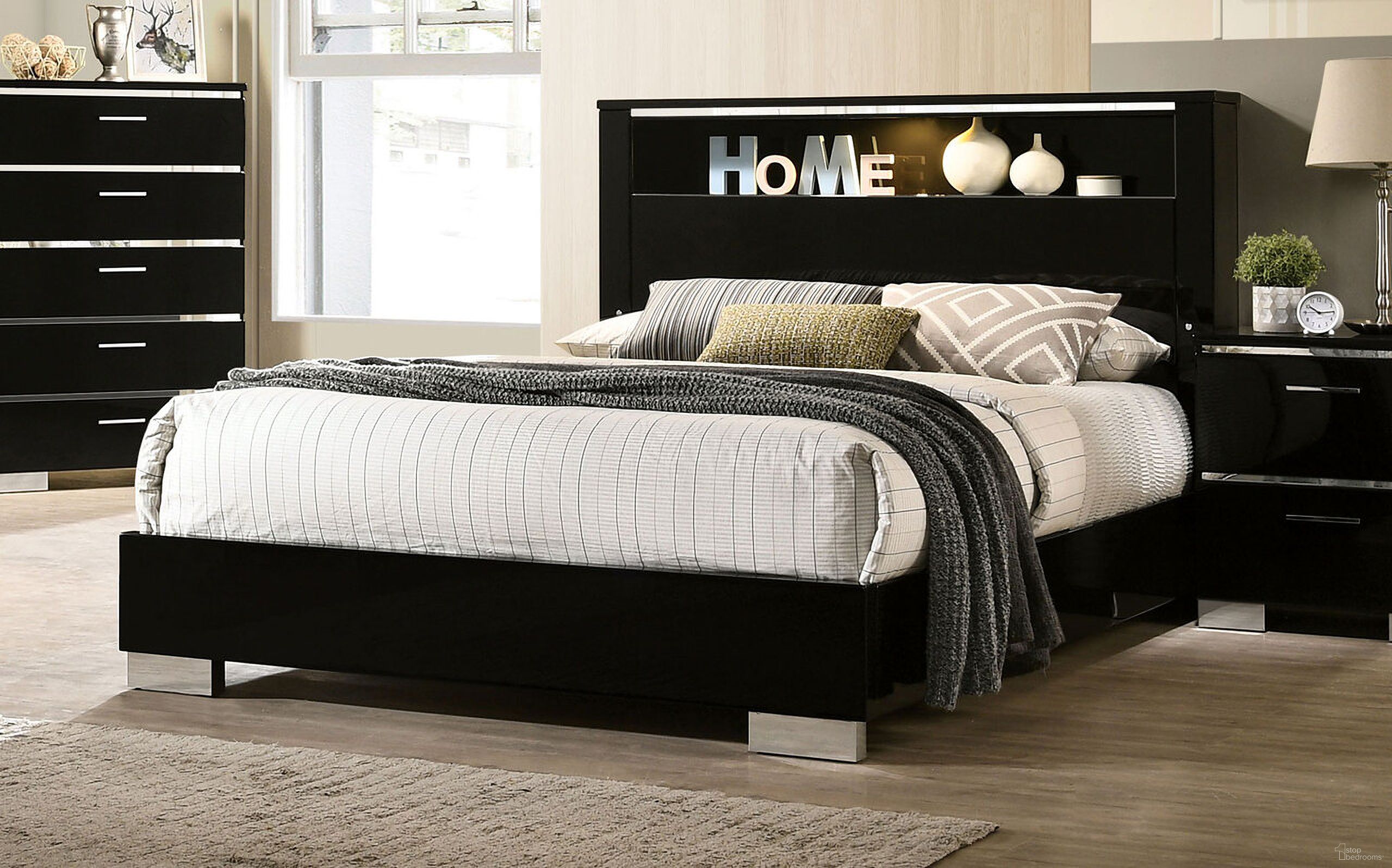 The appearance of Carlie Eastern King Bed In Black and Chrome designed by Furniture of America in the modern / contemporary interior design. This black and chrome piece of furniture was selected by 1StopBedrooms from Carlie Collection to add a touch of cosiness and style into your home. Sku: FOA7039K-HB;FOA7039K-FB;FOA7039EK-R. Bed Type: Bookcase Bed. Material: Wood. Bed Size: King.