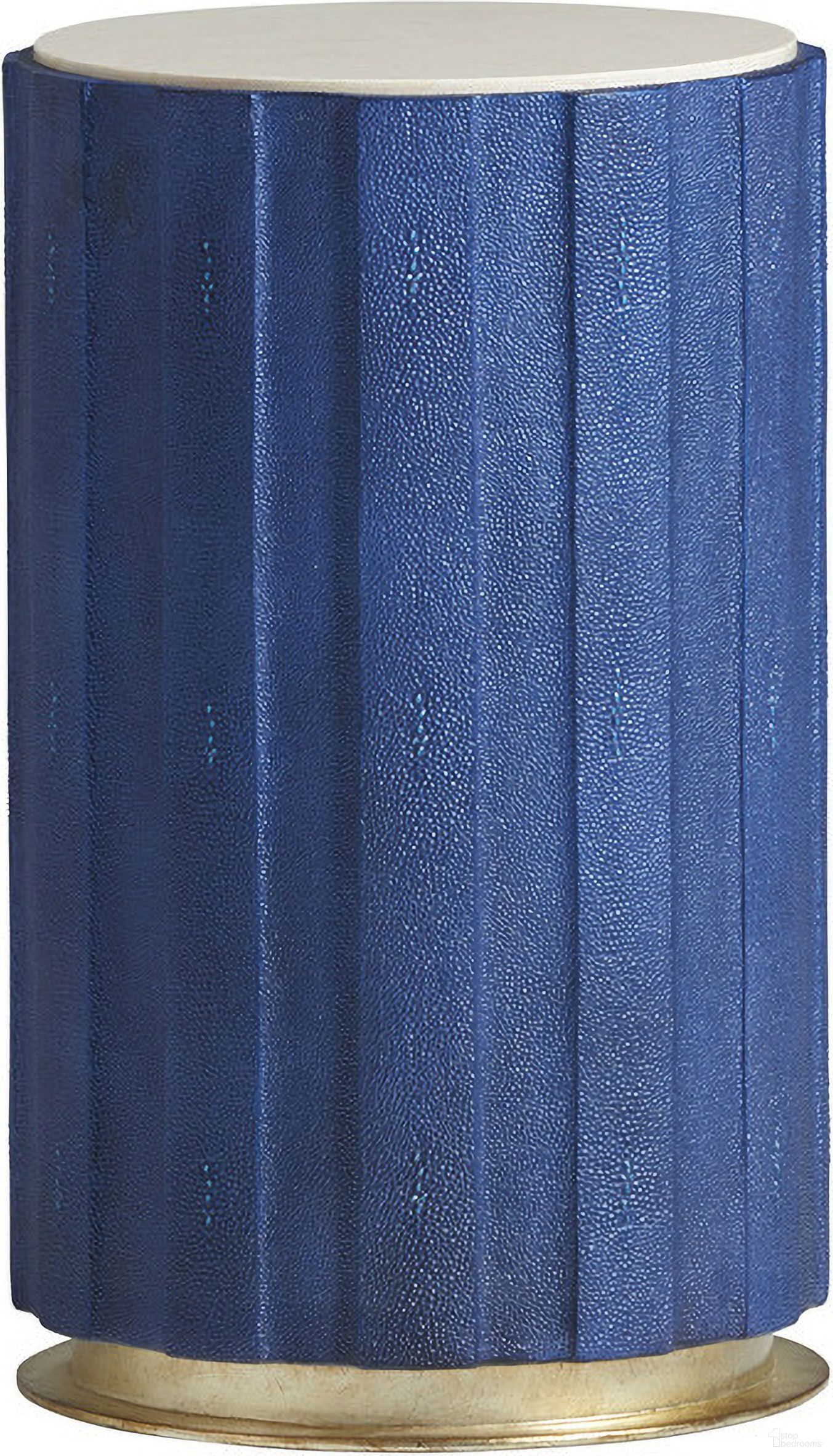 The appearance of Carlyle Chelsea Cobalt Accent Table In Cobalt designed by Lexington in the modern / contemporary interior design. This cobalt piece of furniture  was selected by 1StopBedrooms from Carlyle Collection to add a touch of cosiness and style into your home. Sku: 738-950. Material: Wood.