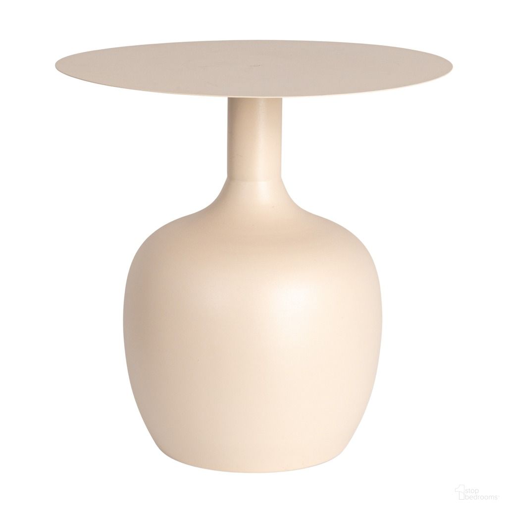 The appearance of Carter Metal Round End Table In Cream designed by Rowena Interiors in the modern / contemporary interior design. This cream piece of furniture was selected by 1StopBedrooms from Carter Collection to add a touch of cosiness and style into your home. Sku: EC1761. Material: Iron.