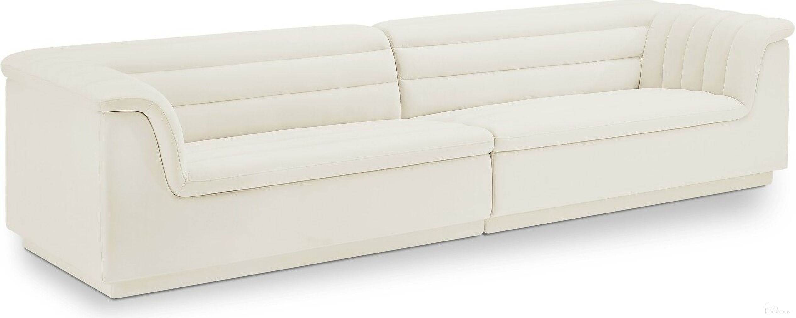 The appearance of Cascade Fabric Modular Sofa In Cream Velvet designed by Meridian in the modern / contemporary interior design. This cream piece of furniture  was selected by 1StopBedrooms from Cascade Collection to add a touch of cosiness and style into your home. Sku: 194Cream-Left;194Cream-Right. Material: Wood.