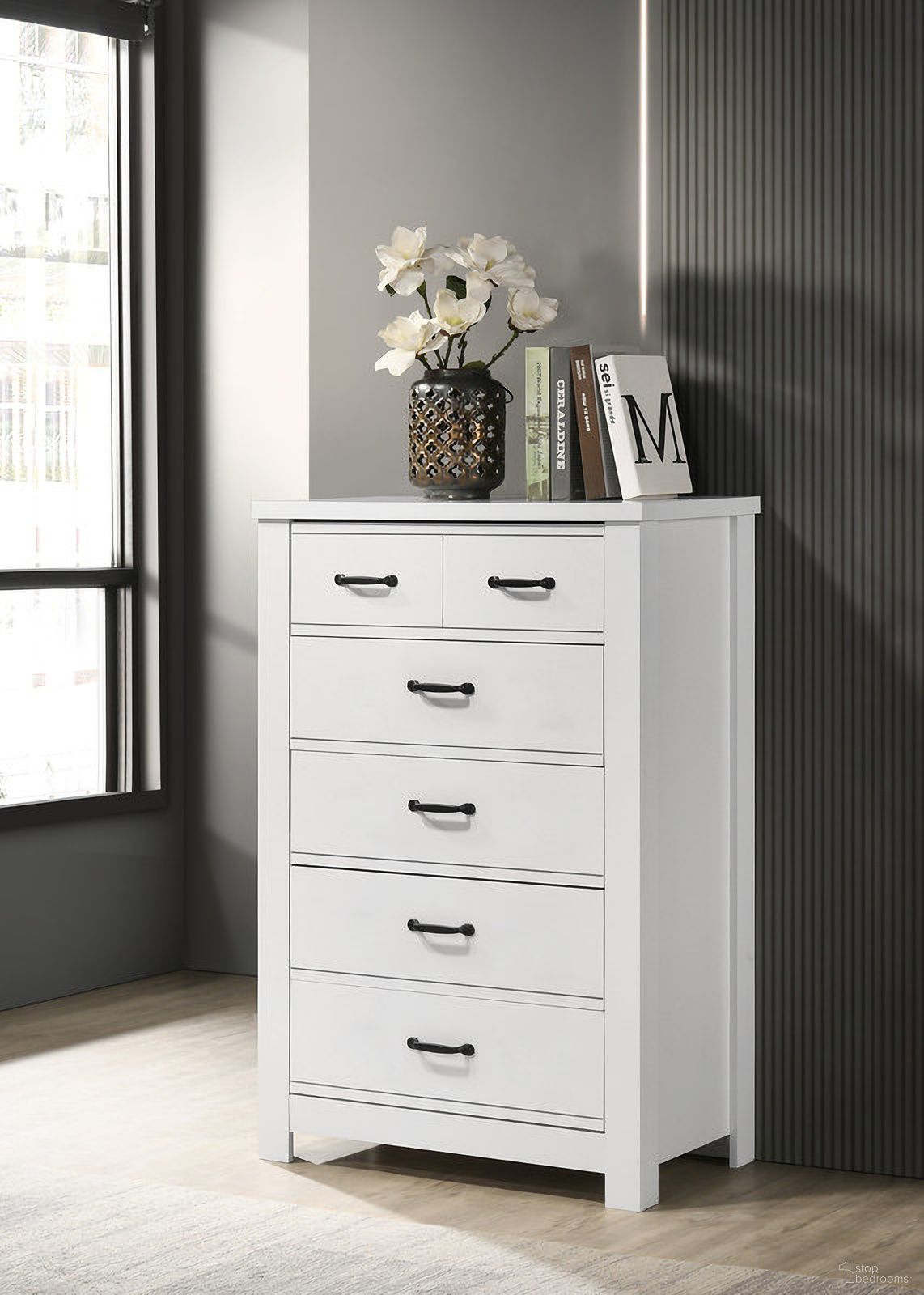 The appearance of Cassini 31 Inch 5 Drawer Chest In White designed by Lilola Home in the modern / contemporary interior design. This white piece of furniture was selected by 1StopBedrooms from Cassini Collection to add a touch of cosiness and style into your home. Sku: 58901CH. Material: Chipboard.