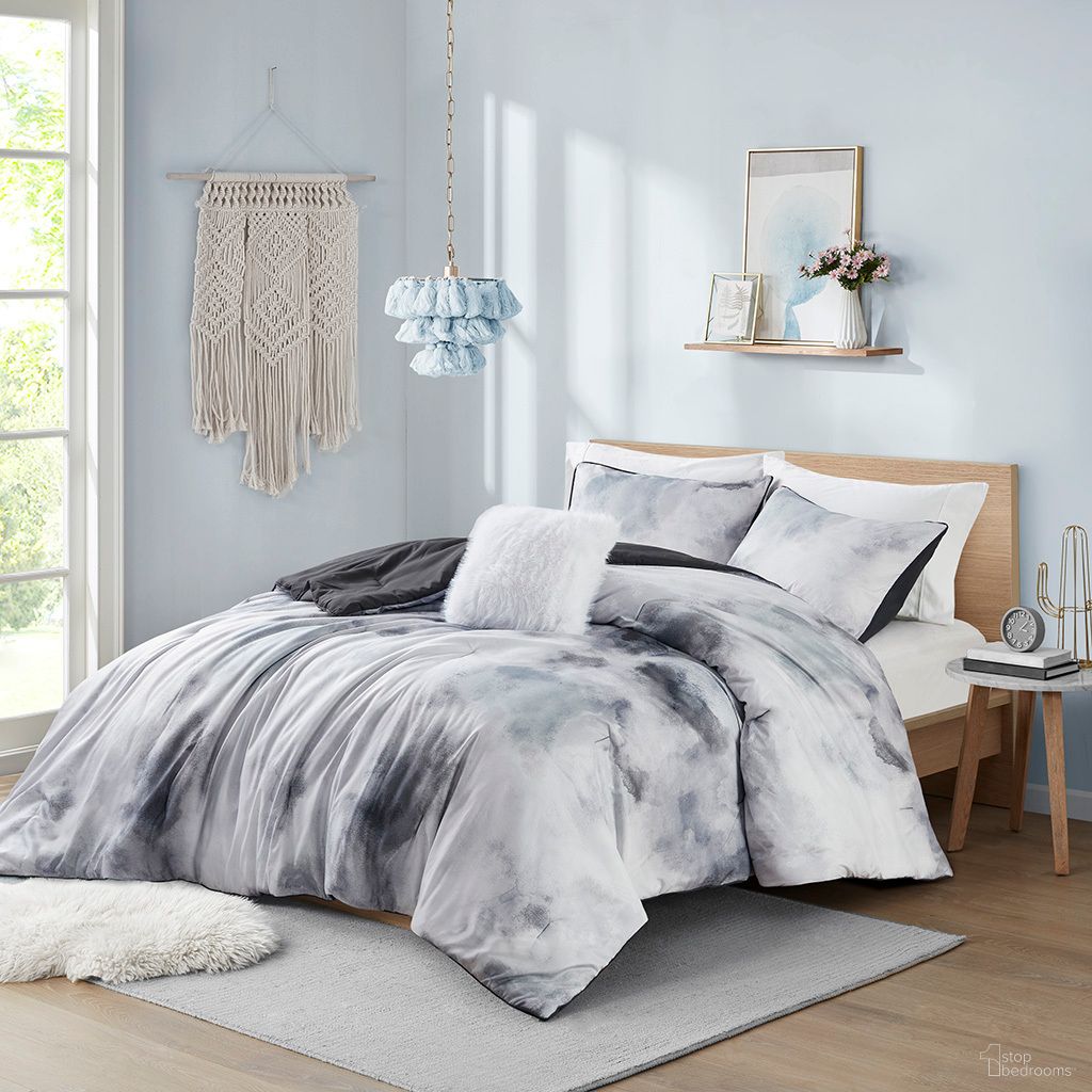 Cassiopeia Watercolor Tie Dye Printed 3 Piece Twin/Twin XL Comforter Set with Throw Pillow In Charcoal