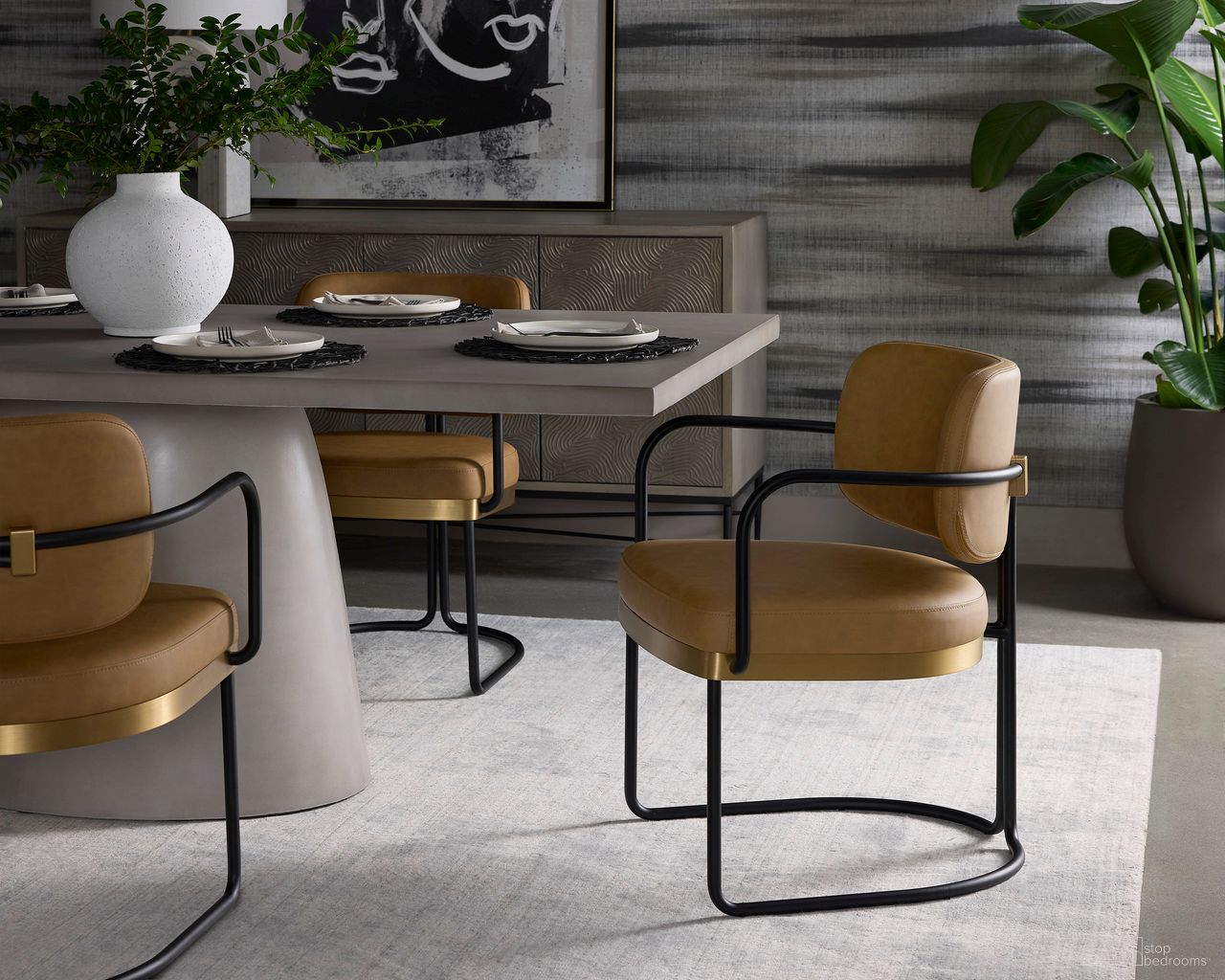 Cavallini 79 Inch Dining Room Set In Light Grey and Grey