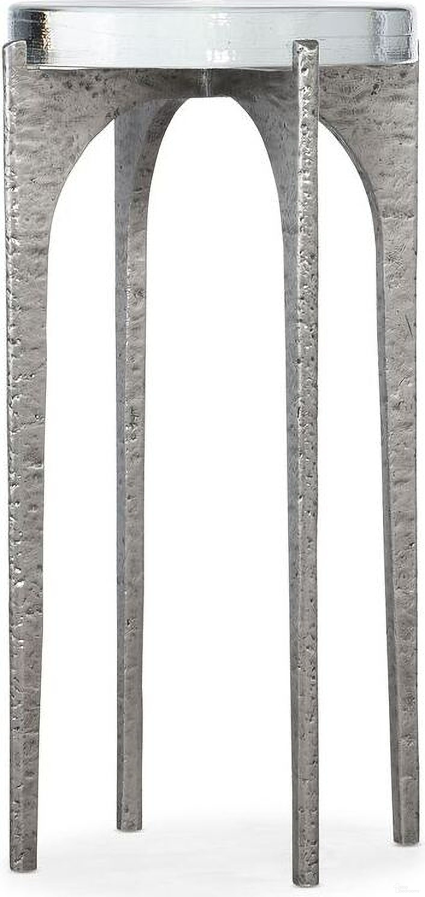 The appearance of Chapman Martini Table 6033-50006-647 designed by Hooker in the transitional interior design. This silver piece of furniture was selected by 1StopBedrooms from Chapman Collection to add a touch of cosiness and style into your home. Sku: 6033-50006-647. Material: Metal.