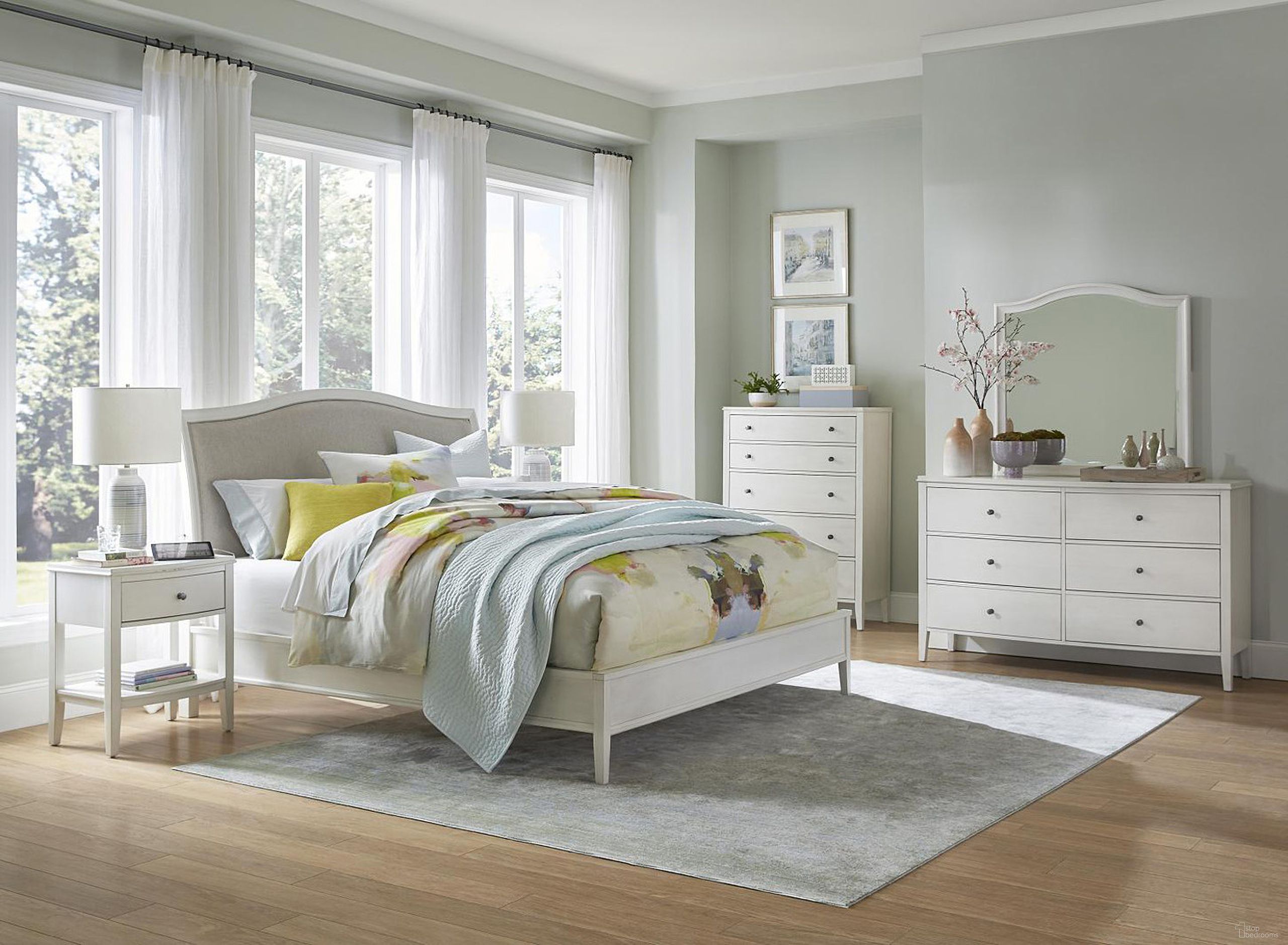Charlotte Upholstered Bedroom Set In White