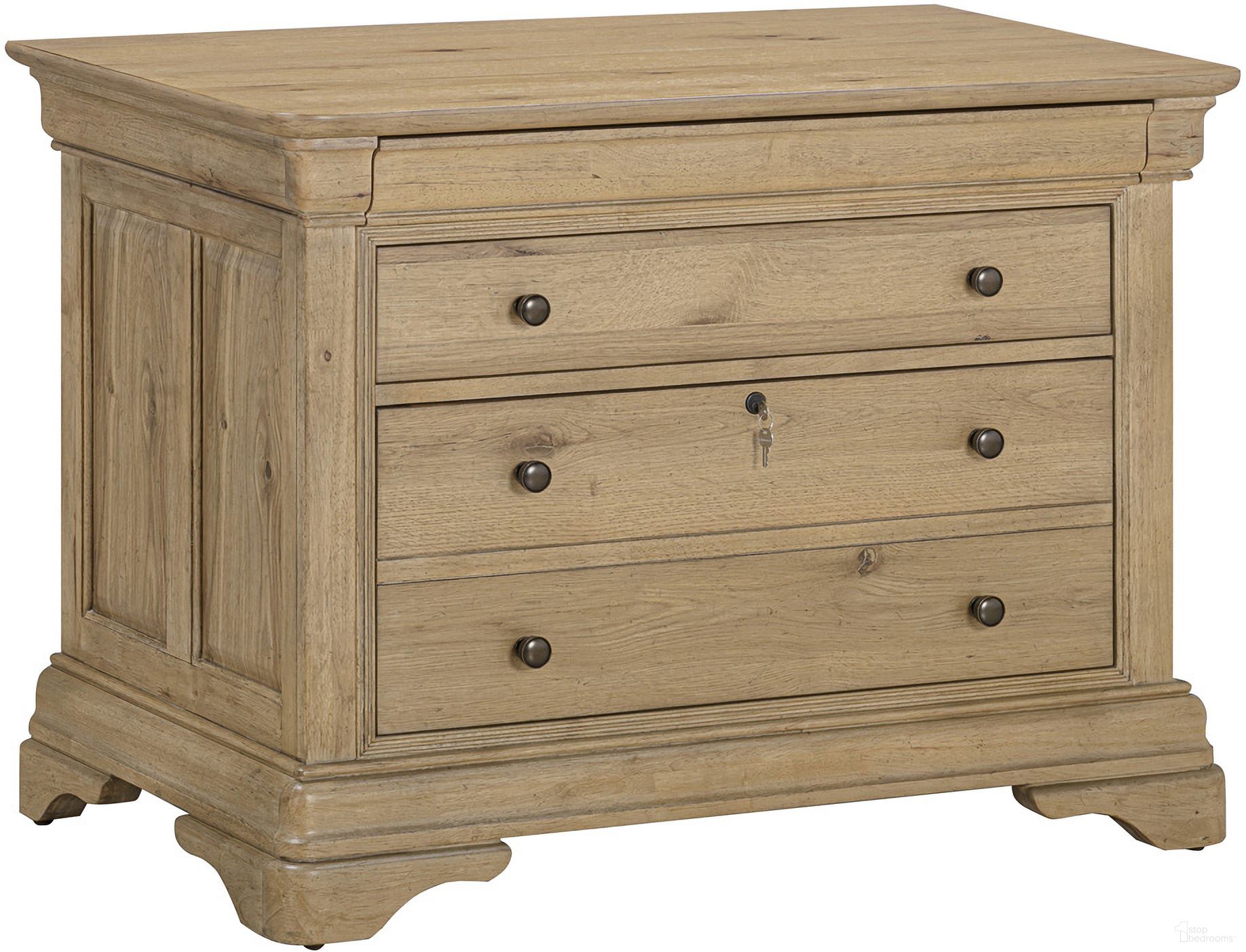 The appearance of Chateau Philippe Workstation Combo File In Cognac designed by Aspenhome in the traditional interior design. This cognac piece of furniture  was selected by 1StopBedrooms from Chateau Philippe Collection to add a touch of cosiness and style into your home. Sku: I3290-378. Material: Wood.