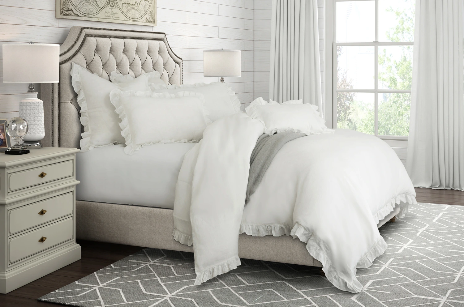 The appearance of Cherry Hill 6 Piece Queen Duvet Set In White designed by Michael Amini in the modern / contemporary interior design. This white piece of furniture was selected by 1StopBedrooms from Cherry Collection to add a touch of cosiness and style into your home. Sku: BCS-QD06-CHRYH-WHT. Bed Size: Queen. Material: Linen.