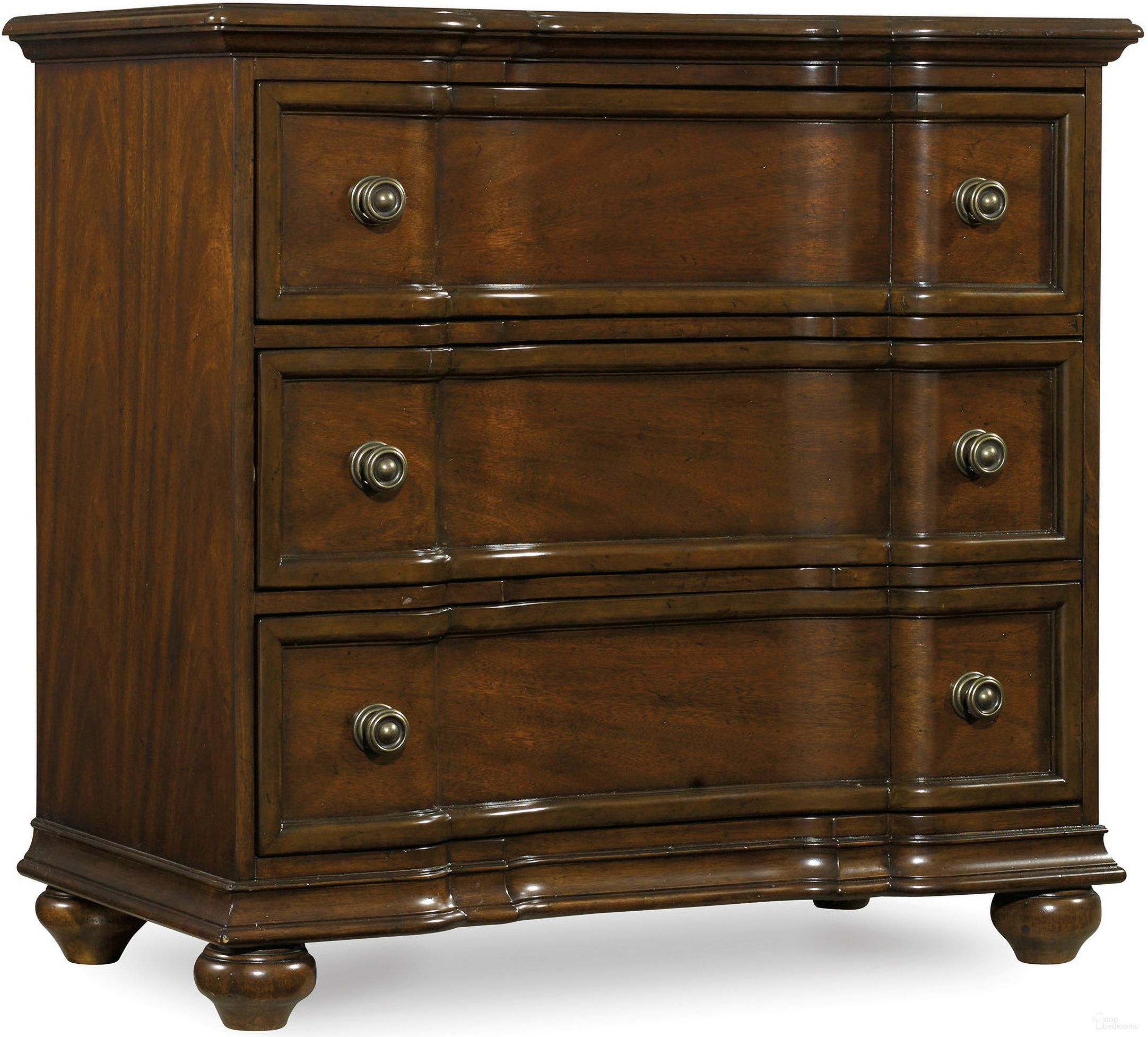 The appearance of Chiwetel Dark Wood Bachelor's Chest designed by Boho House in the traditional interior design. This dark wood piece of furniture was selected by 1StopBedrooms from Chiwetel Collection to add a touch of cosiness and style into your home. Sku: 5381-90017. Material: Mahogany.