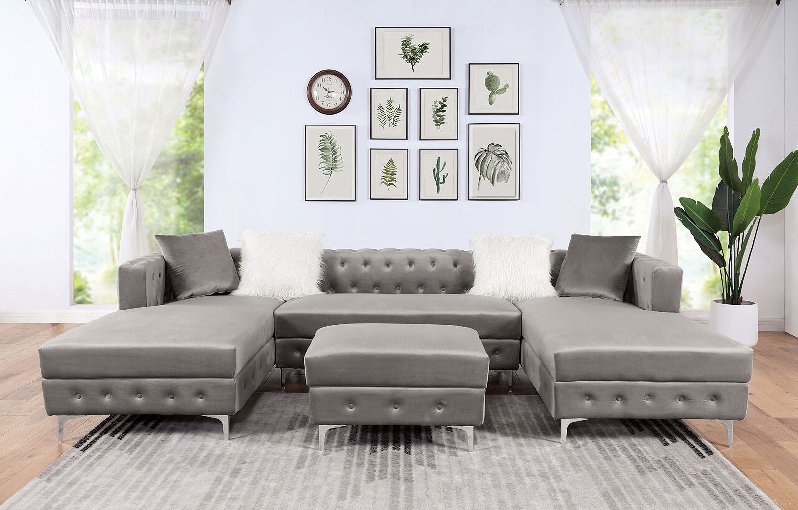 The appearance of Ciabattoni Sectional With Ottoman In Gray designed by Furniture of America in the transitional interior design. This gray piece of furniture  was selected by 1StopBedrooms from Ciabattoni Collection to add a touch of cosiness and style into your home. Sku: CM6256GY-LCE-1;CM6256GY-RCE-1;CM6256GY-LV;CM6256GY-2-2PK;CM6256GY-OT. Material: Fur. Layout: U-Shape.