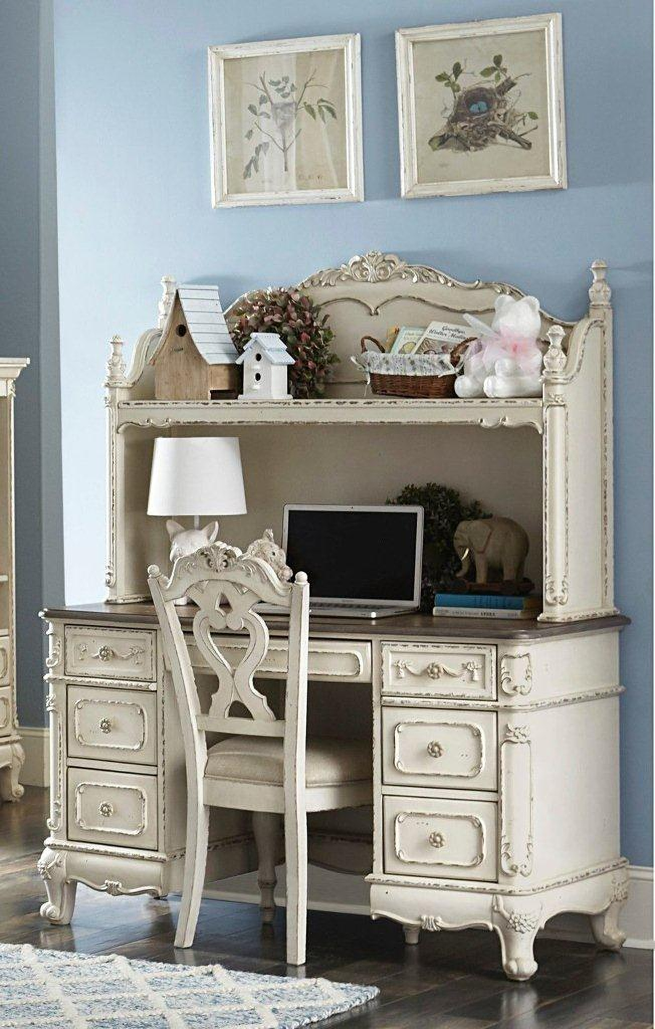 Cinderella desk online