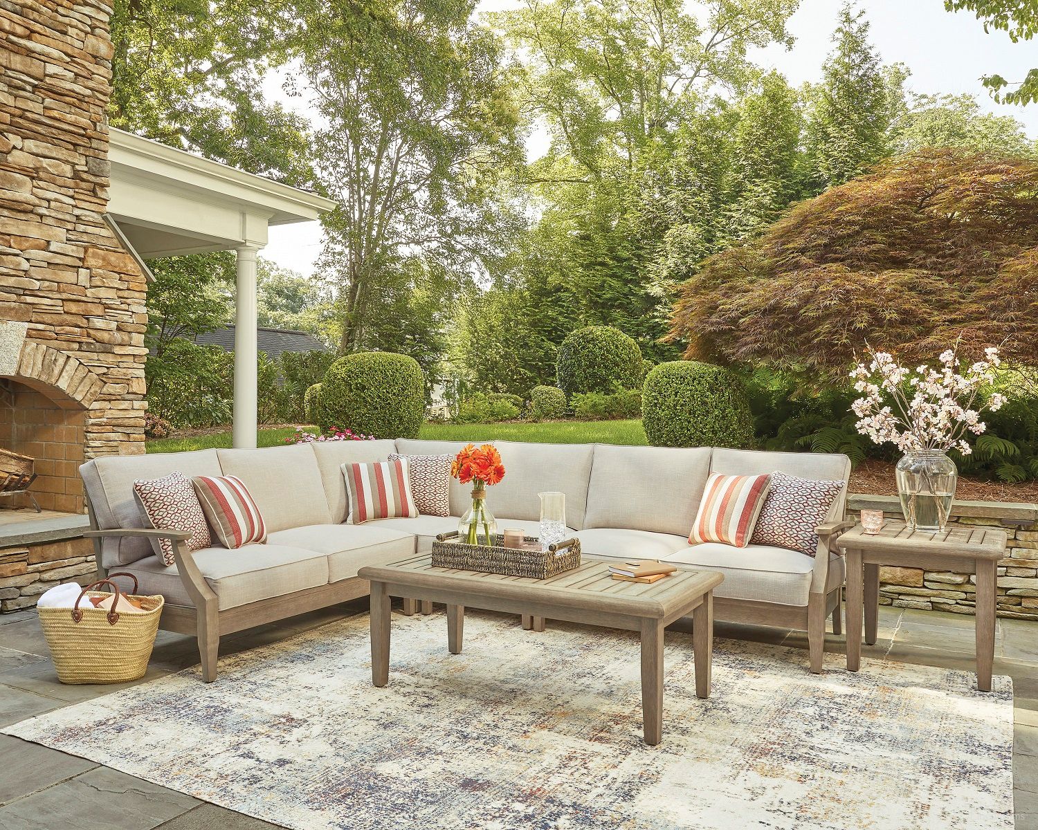 The appearance of Clare View 4-Piece Outdoor Sectional In Beige designed by Signature Design by Ashley in the modern / contemporary interior design. This beige piece of furniture was selected by 1StopBedrooms from Clare View Collection to add a touch of cosiness and style into your home. Sku: P801-854;P801-877;P801-846. Material: Fabric.