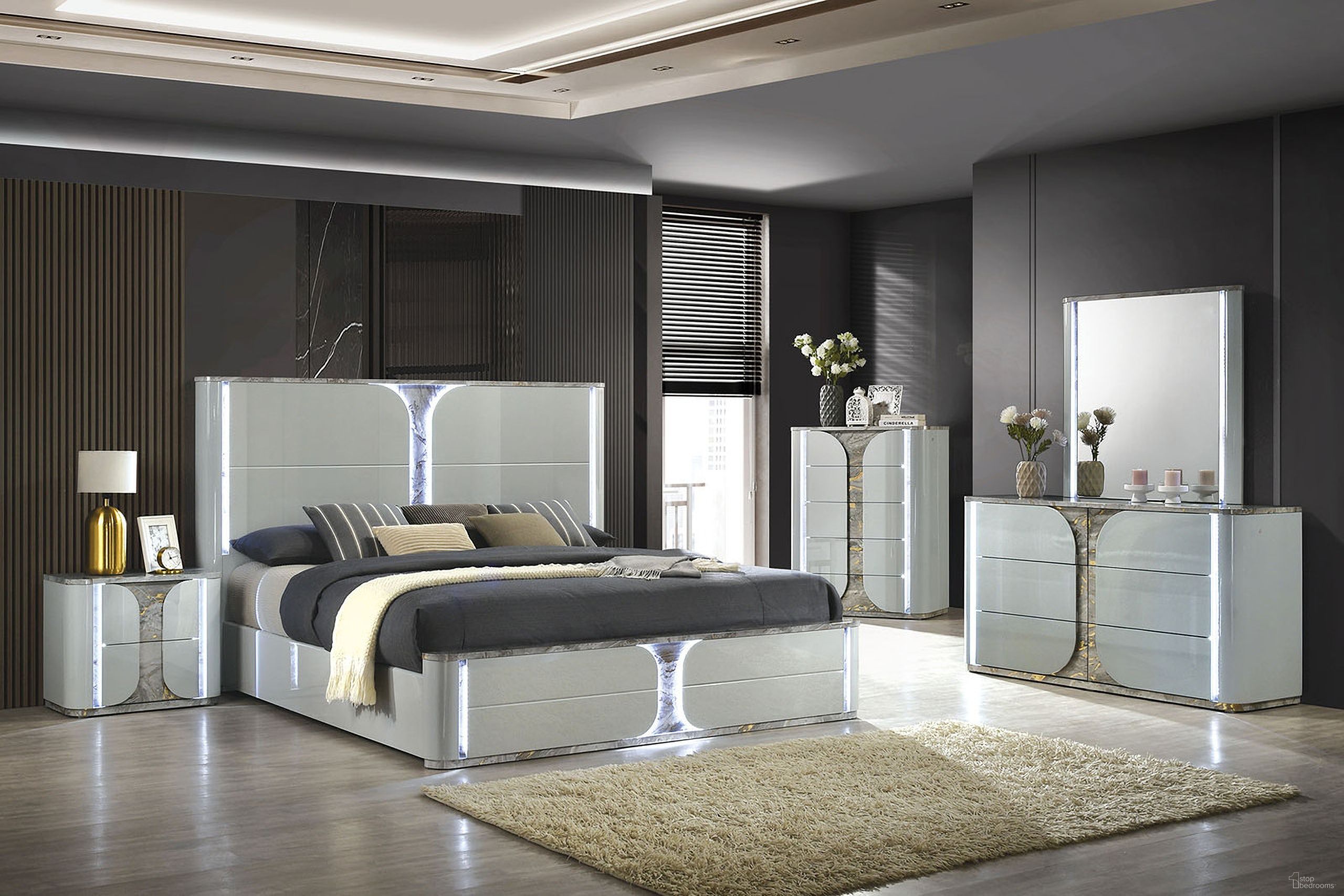 The appearance of Cleburne Nightstand with LED In Light Gray designed by Furniture of America in the modern / contemporary interior design. This light gray piece of furniture was selected by 1StopBedrooms from Cleburne Collection to add a touch of cosiness and style into your home. Sku: FM72011LG-N. Material: Solid Wood.