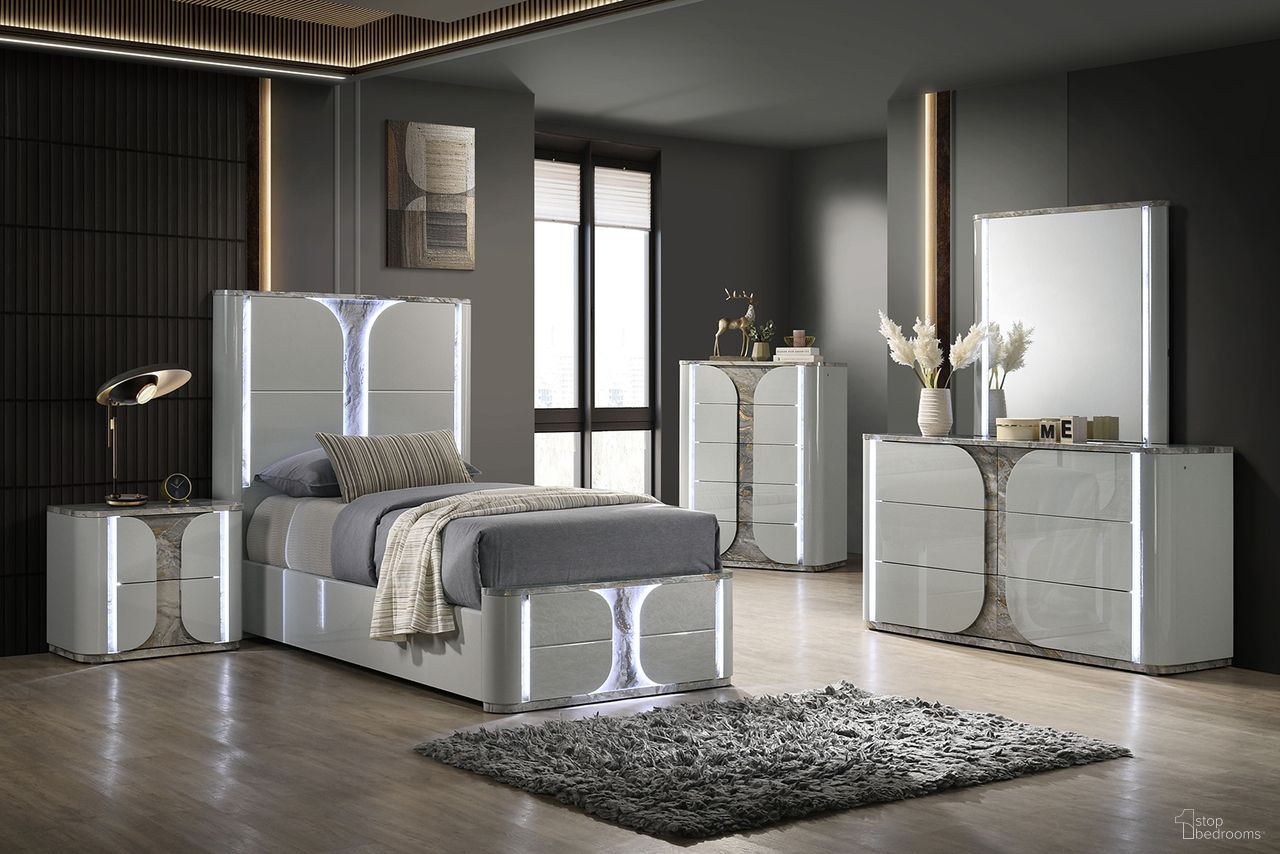 The appearance of Cleburne Youth Bedroom Set In Light Gray designed by Furniture of America in the modern / contemporary interior design. This light gray piece of furniture  was selected by 1StopBedrooms from Cleburne Collection to add a touch of cosiness and style into your home. Sku: FM72011LG-T-FBR;FM72011LG-T-HB;FM72011LG-N. Bed Size: Full. Material: Engineered Wood.