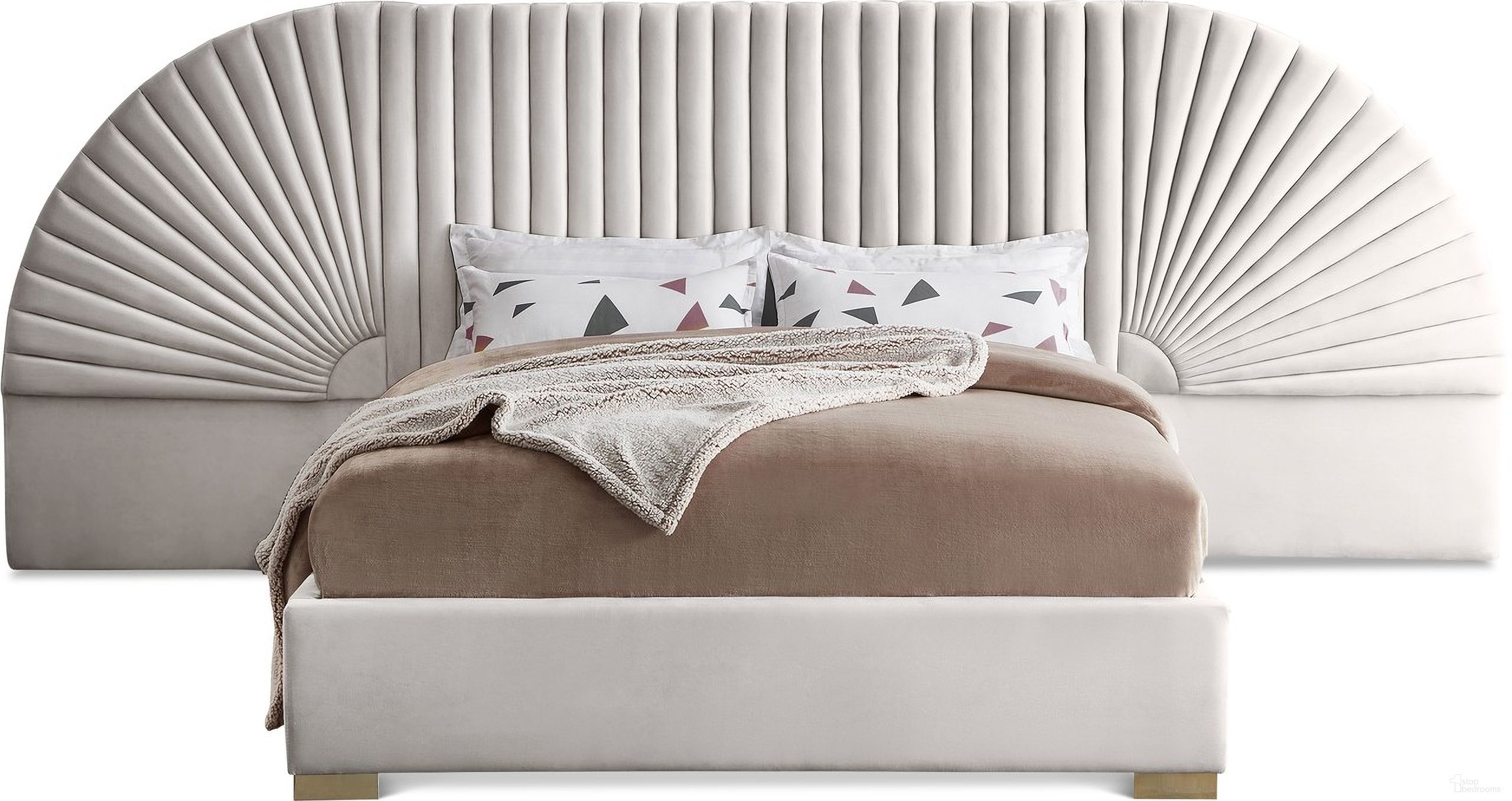 The appearance of Cleo Velvet King Bed In Cream designed by Meridian in the modern / contemporary interior design. This cream velvet piece of furniture  was selected by 1StopBedrooms from Cleo Collection to add a touch of cosiness and style into your home. Sku: CleoCream-K Box 1/3 (Headboard/Slats);CleoCream-K Box 2/3 (2 Headboard Panels);CleoCream-K Box 3/3 (Rails/Footboard/Center Support/Hardware). Bed Type: Panel Bed. Bed Size: King. Material: Velvet.