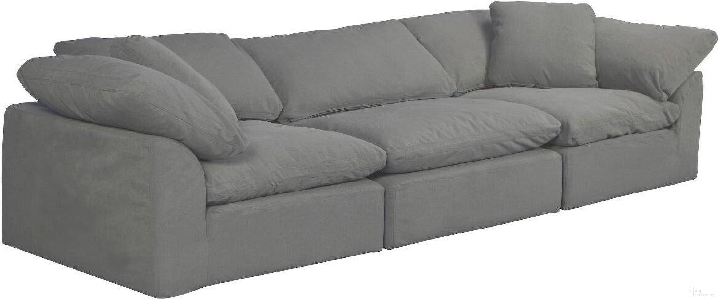 The appearance of Cloud Puff Gray 3 Piece Slipcovered Modular Sectional Sofa designed by Sunset Trading in the modern / contemporary interior design. This grey piece of furniture was selected by 1StopBedrooms from Cloud Puff Collection to add a touch of cosiness and style into your home. Sku: SU-145851-391094;SU-145851-391094;SU-145837-391094. Material: Performance Fabric. Layout: Modular.