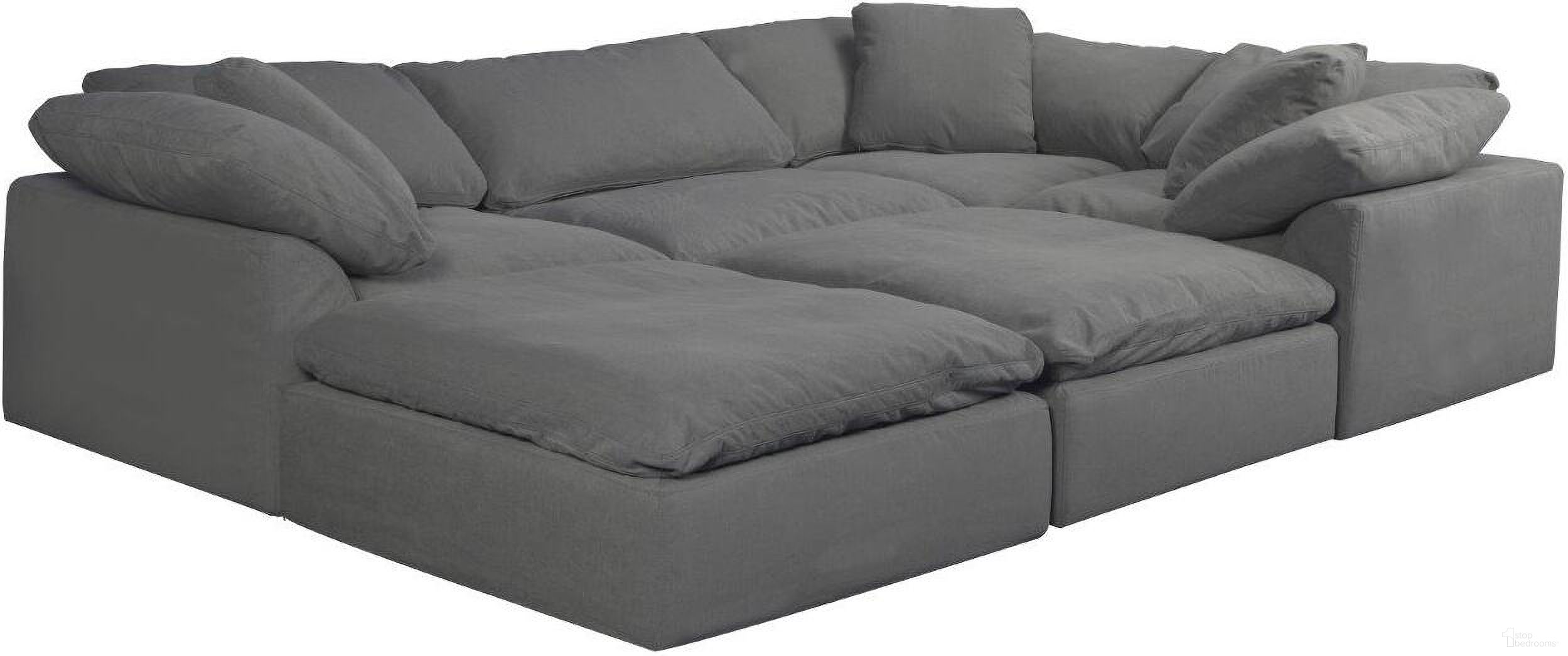 The appearance of Cloud Puff Gray 6 Piece Slipcovered Modular Pitt Sectional Sofa designed by Sunset Trading in the modern / contemporary interior design. This grey piece of furniture was selected by 1StopBedrooms from Cloud Puff Collection to add a touch of cosiness and style into your home. Sku: SU-145851-391094;SU-145851-391094;SU-145851-391094;SU-145837-391094;SU-145830-391094;SU-145830-391094. Material: Performance Fabric. Layout: U-Shape.