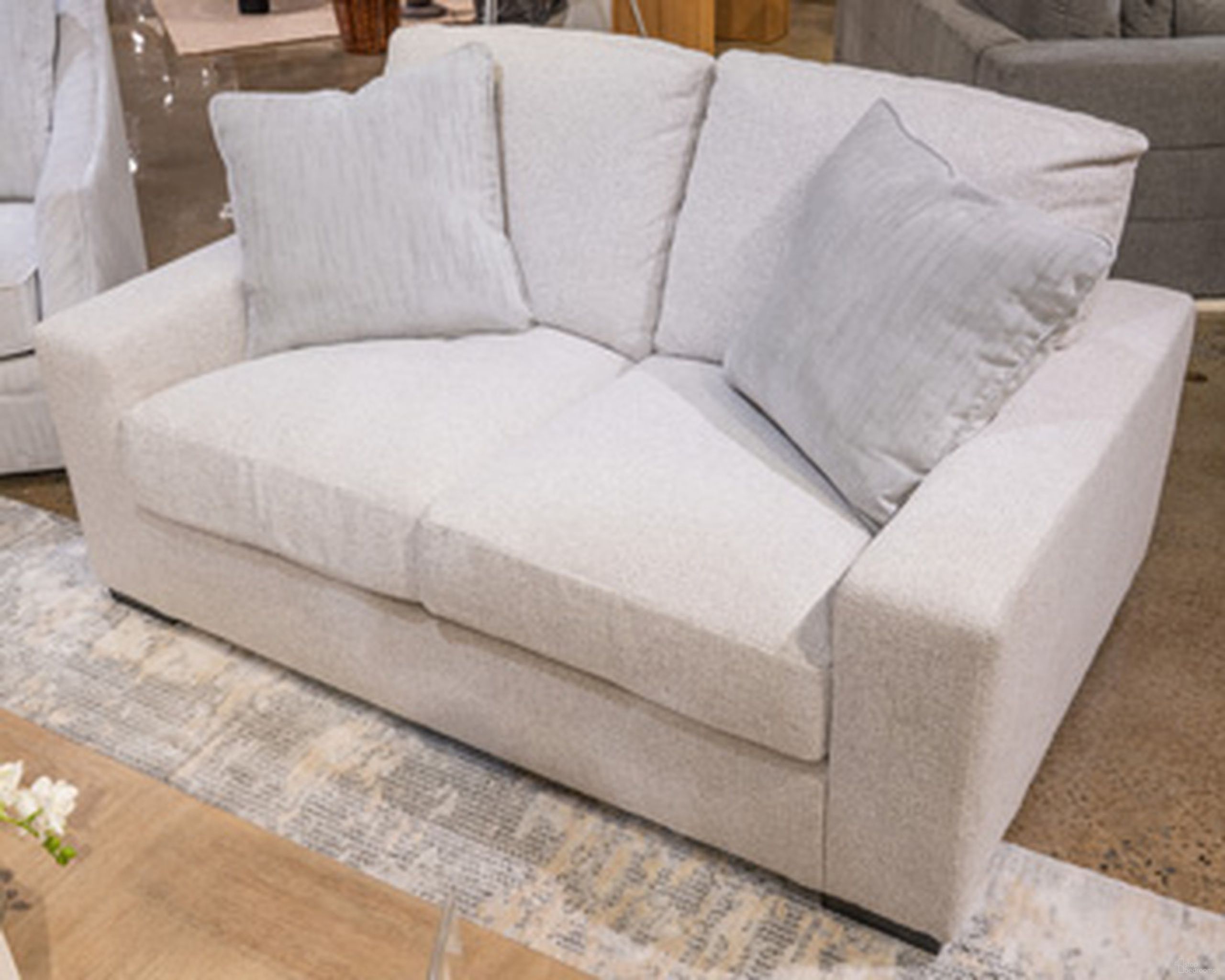 The appearance of Cloverview Loveseat In Linen designed by Signature Design by Ashley in the modern / contemporary interior design. This linen piece of furniture was selected by 1StopBedrooms from Cloverview Collection to add a touch of cosiness and style into your home. Sku: NC8131035. Material: Fabric.