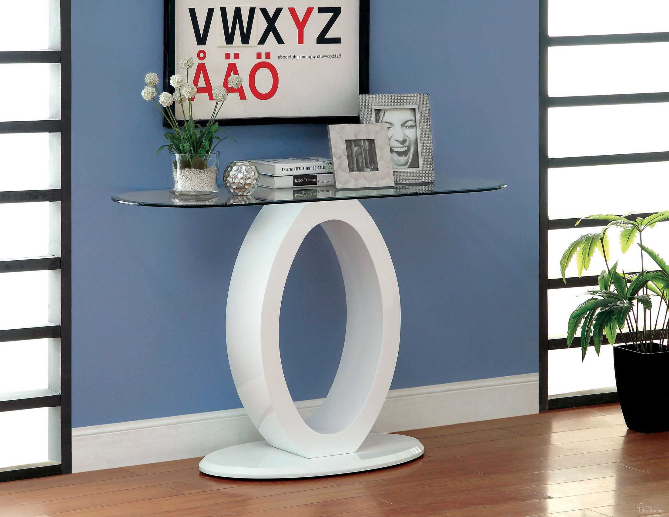 The appearance of Lodia III White Sofa Table designed by Furniture of America in the modern / contemporary interior design. This white piece of furniture  was selected by 1StopBedrooms from Lodia Collection to add a touch of cosiness and style into your home. Sku: CM4825WH-S-1;CM4825WH-S-2. Material: Glass.