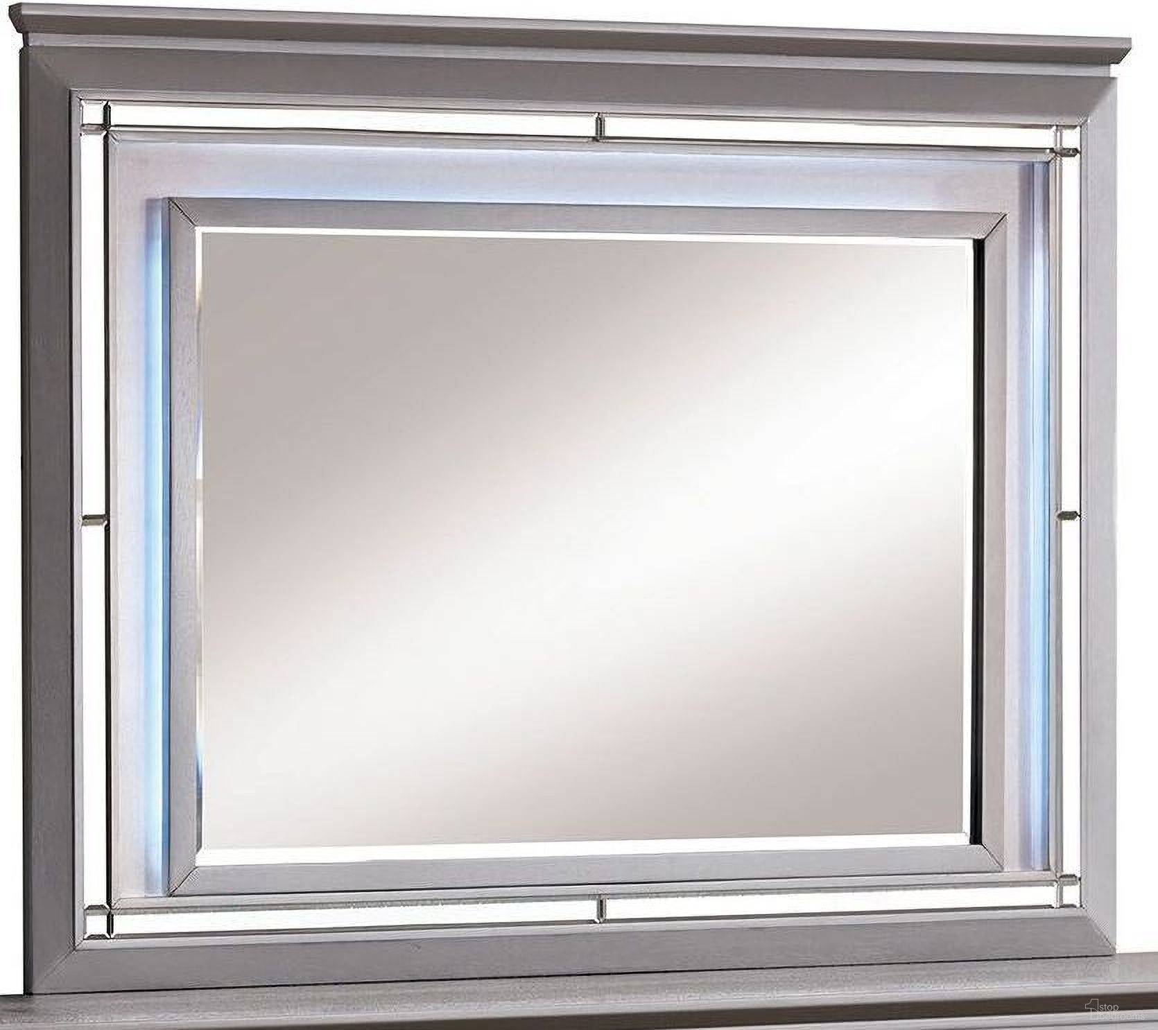 The appearance of Bellanova Silver Mirror designed by Furniture of America in the modern / contemporary interior design. This silver piece of furniture was selected by 1StopBedrooms from Bellanova Collection to add a touch of cosiness and style into your home. Sku: CM7979SV-M. Material: Wood.