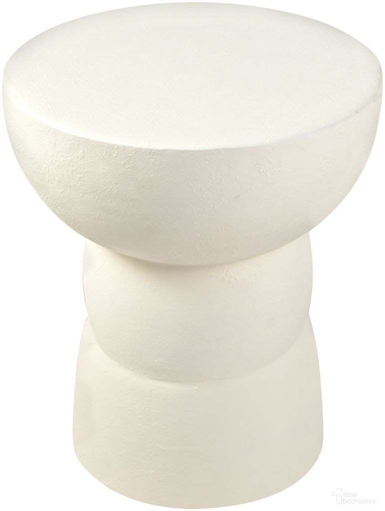 The appearance of Collins Aluminum End Table In Cream designed by Meridian in the modern / contemporary interior design. This cream piece of furniture  was selected by 1StopBedrooms from Collins Collection to add a touch of cosiness and style into your home. Sku: 99030Cream-ET. Material: Aluminum.