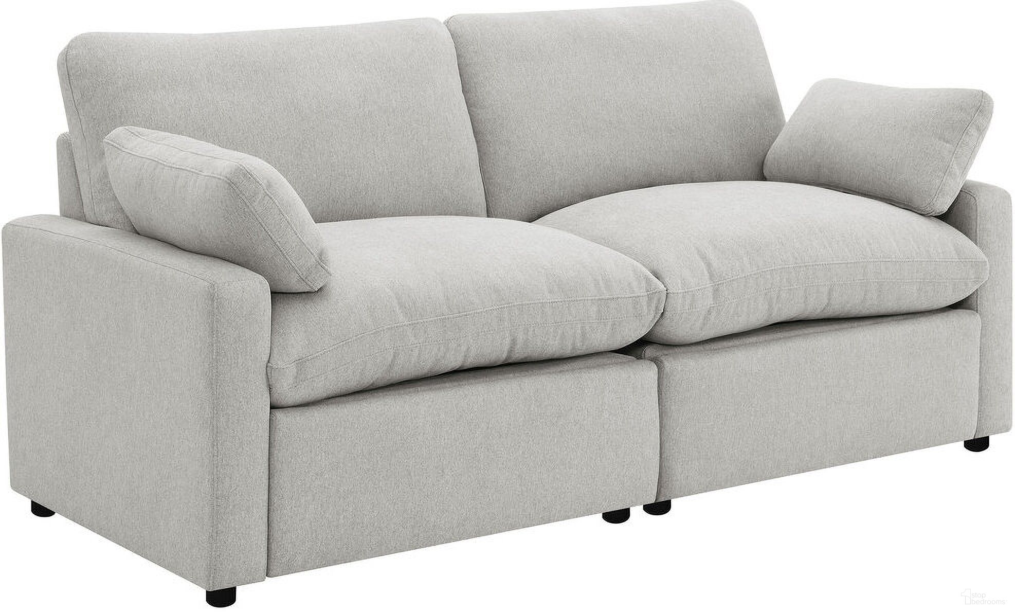 The appearance of Collins Modular Power Loveseat In Grey designed by Coaster in the transitional interior design. This grey piece of furniture was selected by 1StopBedrooms from Collins Collection to add a touch of cosiness and style into your home. Sku: 609560LRP;609560RRP. Material: Polyester.