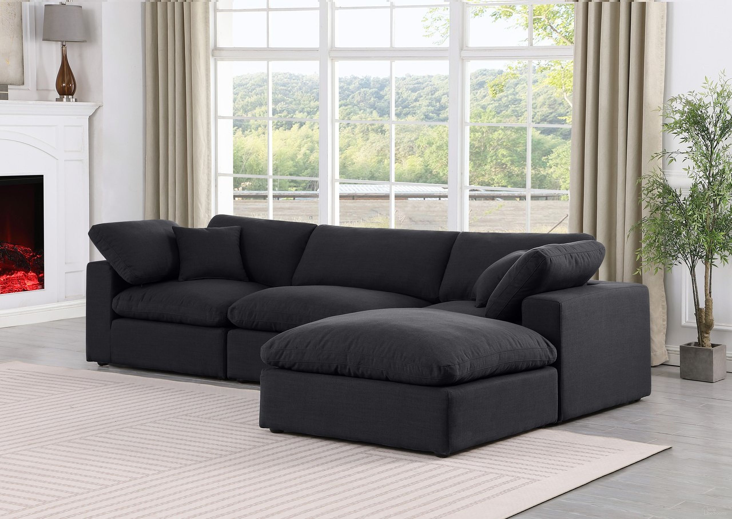 The appearance of Comfy Linen Textured Fabric 4 Piece Modular Sectional In Black designed by Meridian in the modern / contemporary interior design. This black piece of furniture was selected by 1StopBedrooms from Comfy Collection to add a touch of cosiness and style into your home. Sku: 187Black-Armless;187Black-Corner;187Black-Corner;187Black-Ott. Material: Linen. Layout: Modular.