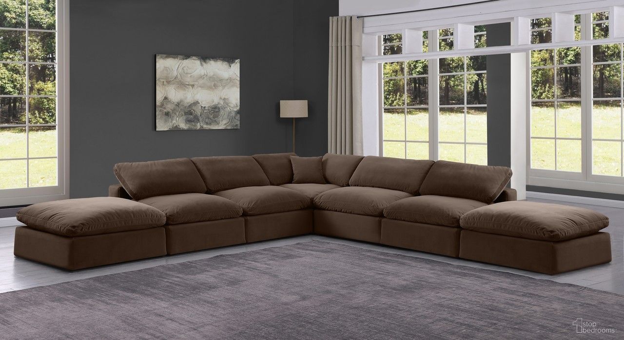 The appearance of Comfy 7 Piece Modular Sectional In Brown Velvet designed by Meridian in the modern / contemporary interior design. This brown piece of furniture was selected by 1StopBedrooms from Comfy Collection to add a touch of cosiness and style into your home. Sku: 189Brown-Armless;189Brown-Armless;189Brown-Armless;189Brown-Armless;189Brown-Corner;189Brown-Ott;189Brown-Ott. Material: Velvet. Layout: Modular.