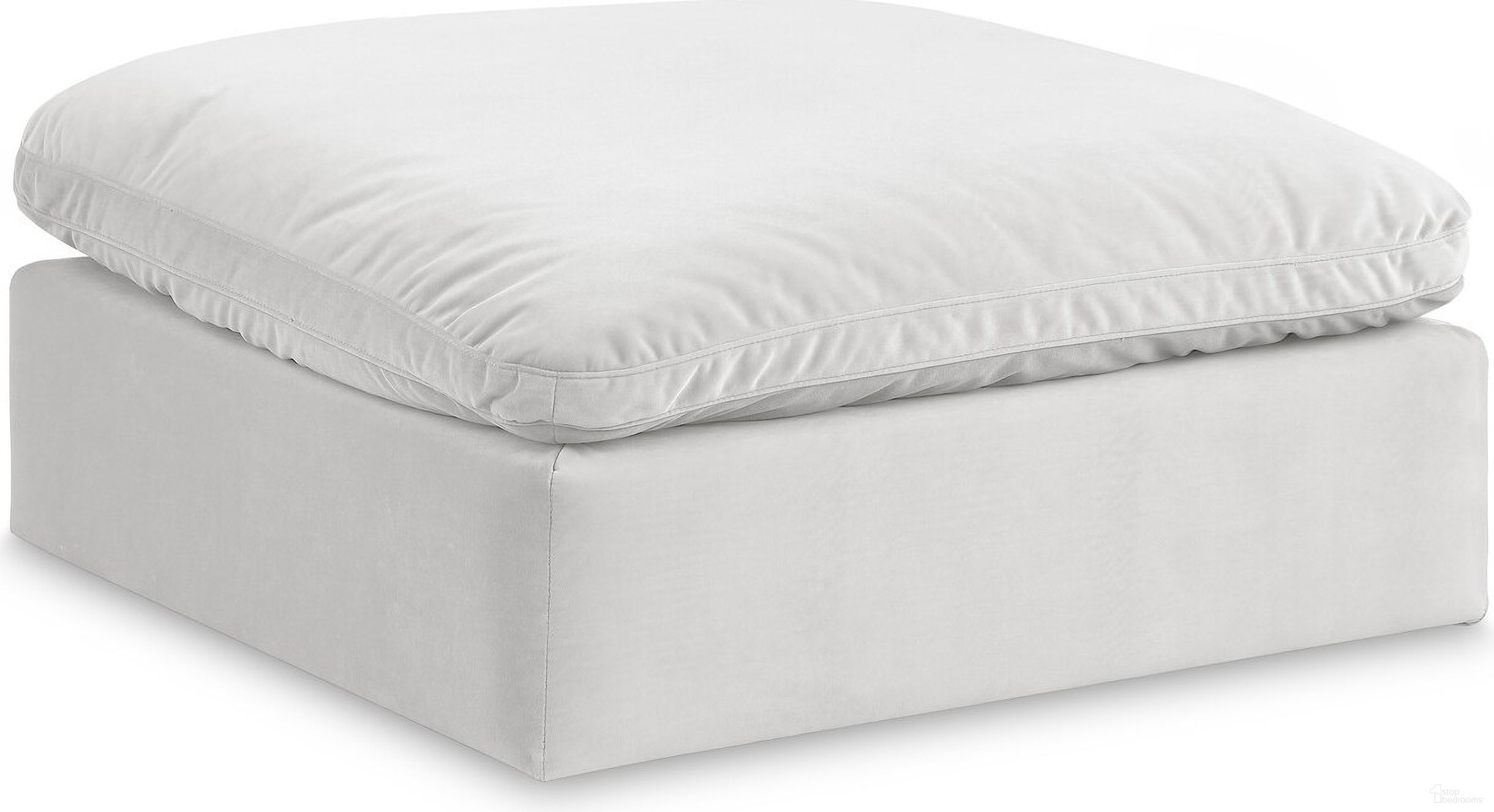 The appearance of Comfy Velvet Modular Ottoman In Cream designed by Meridian in the modern / contemporary interior design. This cream piece of furniture was selected by 1StopBedrooms from Comfy Collection to add a touch of cosiness and style into your home. Sku: 189Cream-Ott. Material: Velvet.