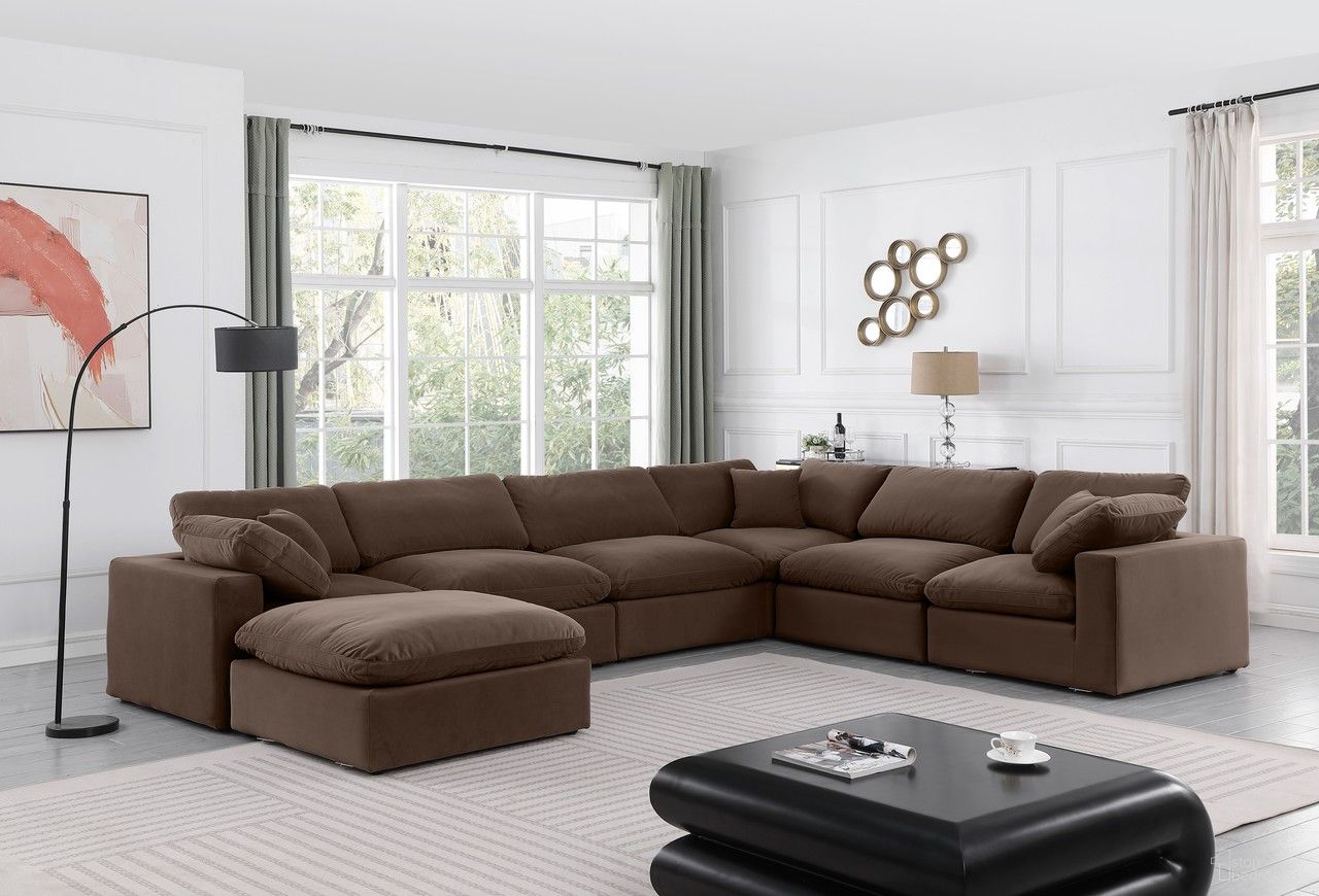 The appearance of Comfy Velvet 7 Piece Modular Sectional In Brown designed by Meridian in the modern / contemporary interior design. This brown piece of furniture was selected by 1StopBedrooms from Comfy Collection to add a touch of cosiness and style into your home. Sku: 189Brown-Armless;189Brown-Armless;189Brown-Armless;189Brown-Corner;189Brown-Corner;189Brown-Corner;189Brown-Ott. Material: Velvet. Layout: Modular.