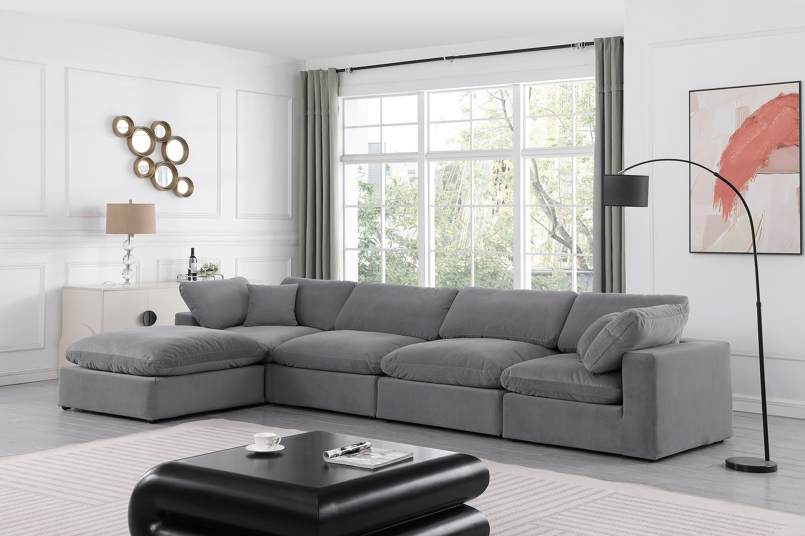 The appearance of Comfy Velvet 5 Piece Modular Sectional In Grey designed by Meridian in the modern / contemporary interior design. This grey piece of furniture  was selected by 1StopBedrooms from Comfy Collection to add a touch of cosiness and style into your home. Sku: 189Grey-Armless;189Grey-Armless;189Grey-Corner;189Grey-Corner;189Grey-Ott. Material: Velvet. Layout: Modular.