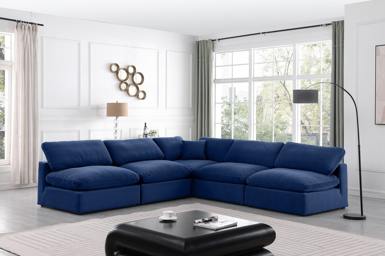 The appearance of Comfy Velvet 5 Piece Modular Sectional In Navy designed by Meridian in the modern / contemporary interior design. This navy piece of furniture  was selected by 1StopBedrooms from Comfy Collection to add a touch of cosiness and style into your home. Sku: 189Navy-Armless;189Navy-Armless;189Navy-Armless;189Navy-Armless;189Navy-Corner. Material: Velvet. Layout: Modular.