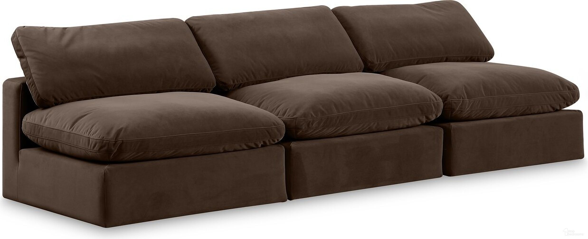 The appearance of Comfy Velvet 3 Piece Modular Sofa In Brown and Espresso designed by Meridian in the modern / contemporary interior design. This brown piece of furniture was selected by 1StopBedrooms from Comfy Collection to add a touch of cosiness and style into your home. Sku: 189Brown-Armless;189Brown-Armless;189Brown-Armless. Material: Velvet.