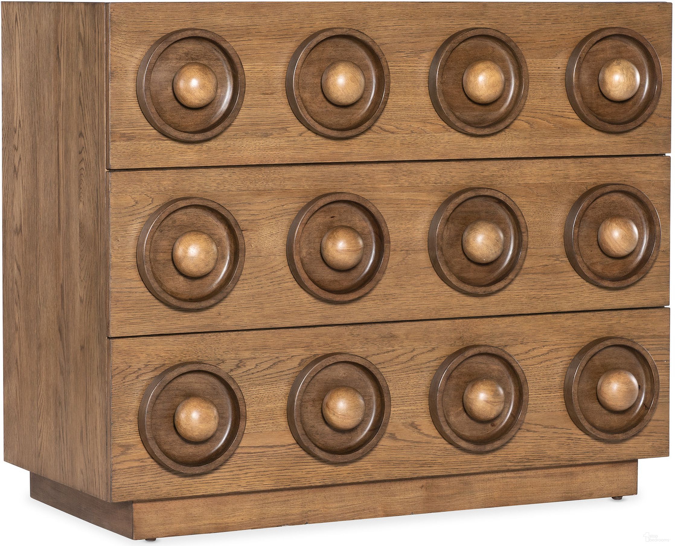 The appearance of Commerce and Market Knobby 3-Drawer Accent Chest In Light Wood designed by Hooker in the transitional interior design. This light wood piece of furniture was selected by 1StopBedrooms from Commerce and Market Collection to add a touch of cosiness and style into your home. Sku: 7228-50736-85. Material: Oak Veneer.