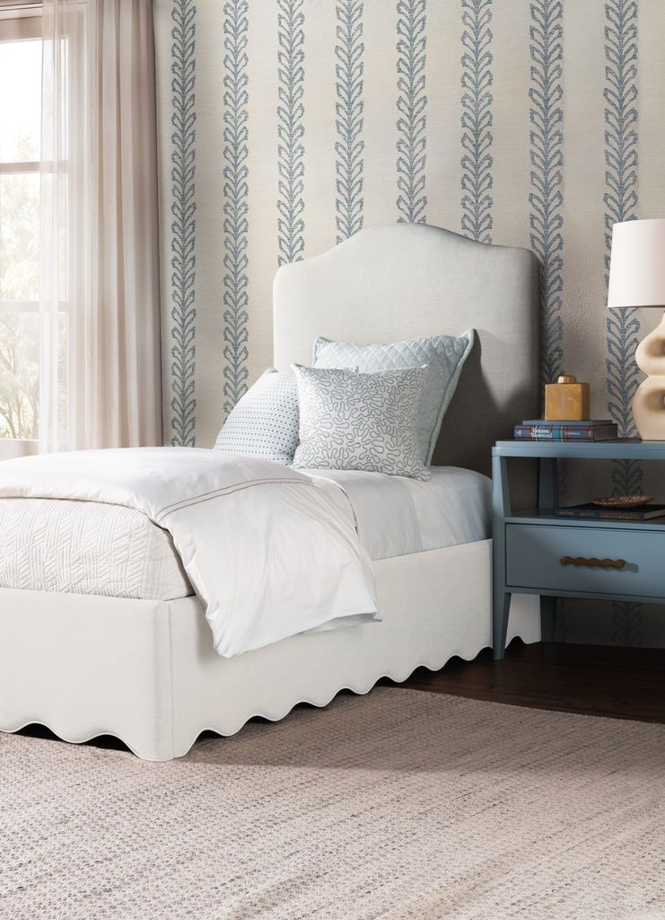Commerce and Market Youth Upholstered Bedroom Set