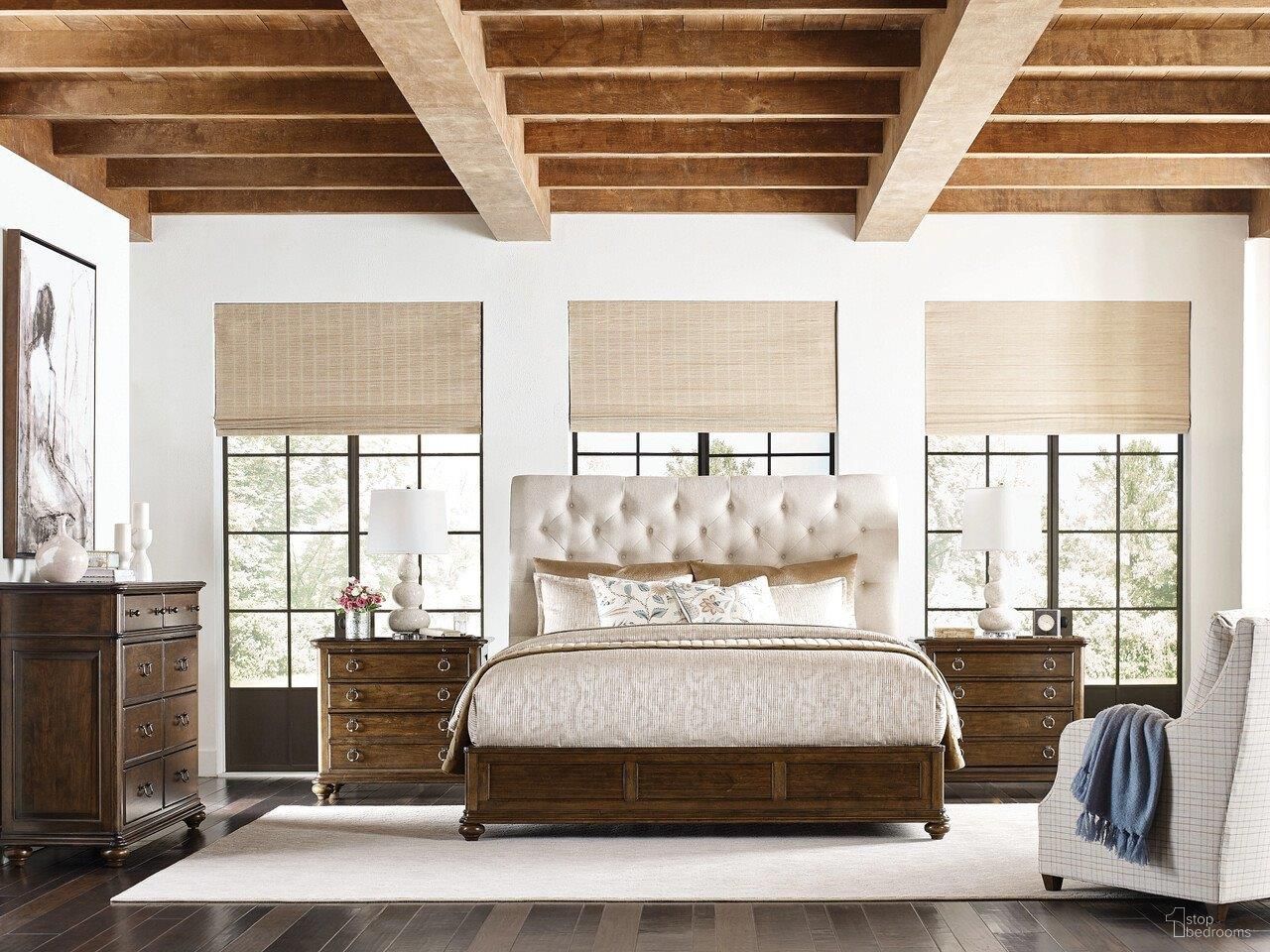 The appearance of Commonwealth Bedroom Set In Warm Brunette designed by Kincaid in the modern / contemporary interior design. This warm brunette piece of furniture was selected by 1StopBedrooms from Commonwealth Collection to add a touch of cosiness and style into your home. Sku: 161-313;161-314;161-422. Bed Size: Queen. Material: Solid Wood. Bed Type: Upholstered Bed.
