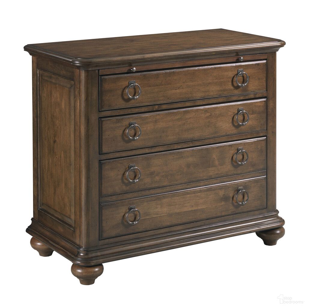 The appearance of Commonwealth Witham Bachelor's Chest In Warm Brunette designed by Kincaid in the interior design. This warm brunette piece of furniture was selected by 1StopBedrooms from Commonwealth Collection to add a touch of cosiness and style into your home. Sku: 161-422. Material: Solid Wood.