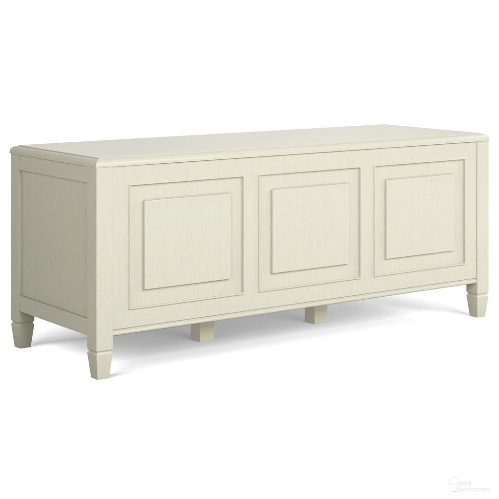 The appearance of Connaught Solid Wood Storage Bench Trunk In Antique White designed by Simpli Home in the traditional interior design. This antique white piece of furniture  was selected by 1StopBedrooms from Connaught Collection to add a touch of cosiness and style into your home. Sku: AXCCON42-AWH. Material: Pine.