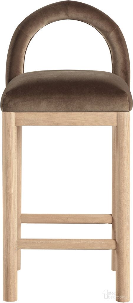 The appearance of Conrad Velvet Counter Stool In Brown and Natural designed by Meridian in the modern / contemporary interior design. This brown and natural piece of furniture was selected by 1StopBedrooms from Conrad Collection to add a touch of cosiness and style into your home. Sku: 11034Brown-C. Material: Velvet.