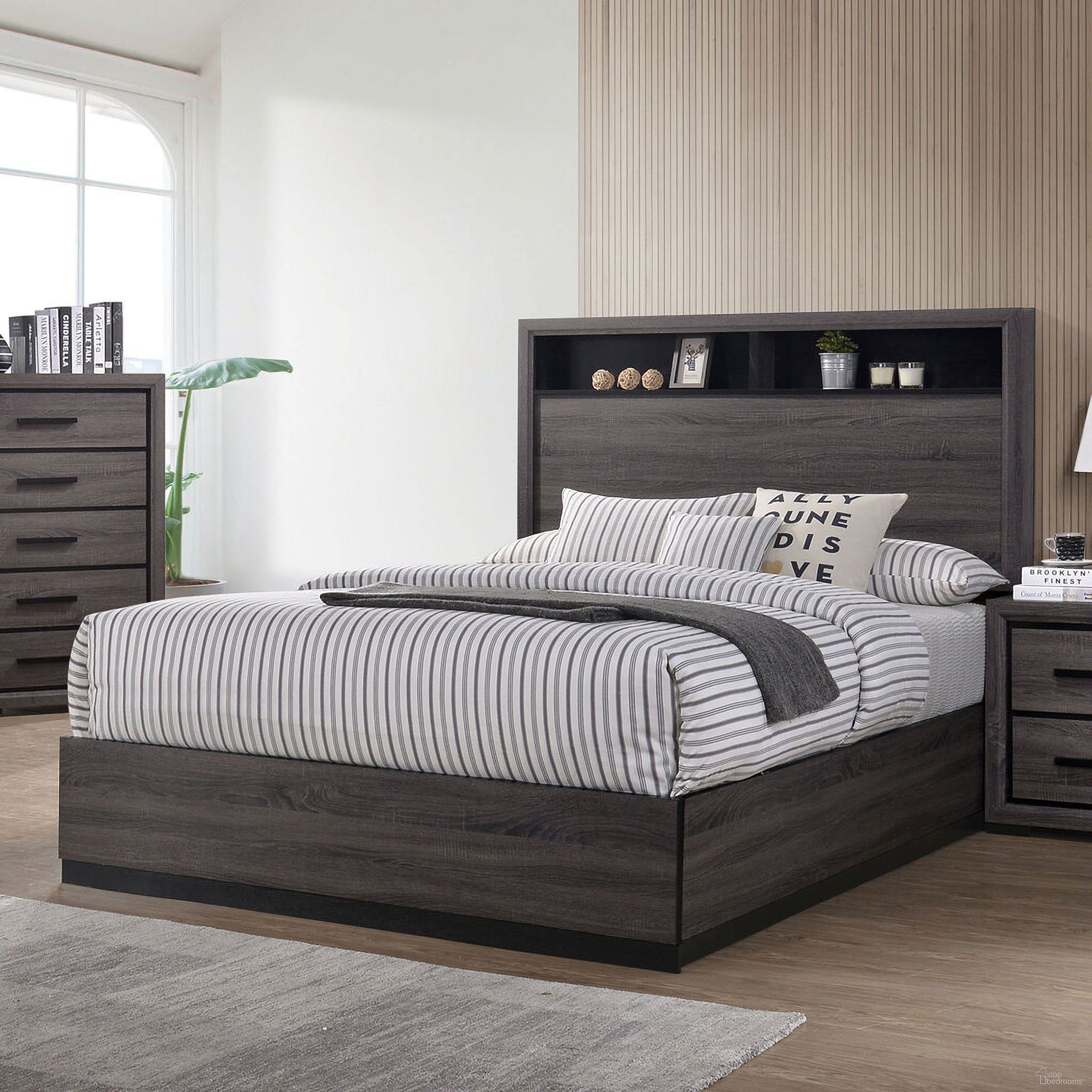 The appearance of Conwy Queen Bed In Gray designed by Furniture of America in the modern / contemporary interior design. This gray piece of furniture was selected by 1StopBedrooms from Conwy Collection to add a touch of cosiness and style into your home. Sku: CM7549Q-HBFB;CM7549Q-R. Bed Type: Platform Bed. Material: Wood. Bed Size: Queen.